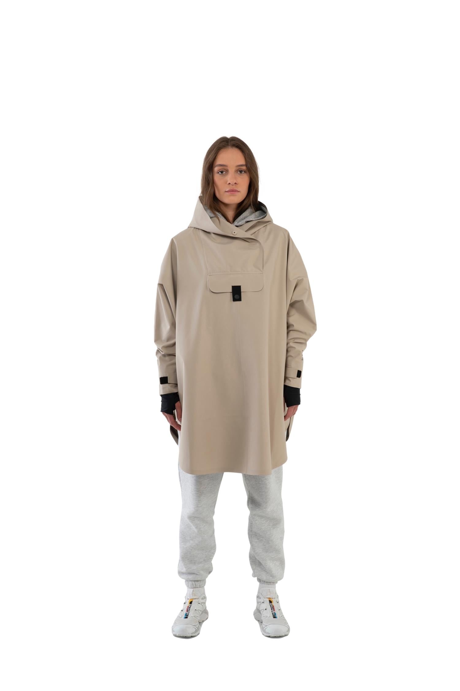 Blæst Bergen Poncho Beige Jakke Beige