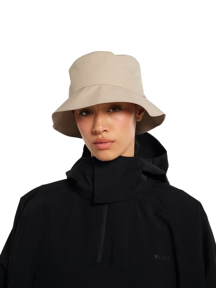 Blæst Øya Bucket Hat Bøttehatt Beige - modostore.no
