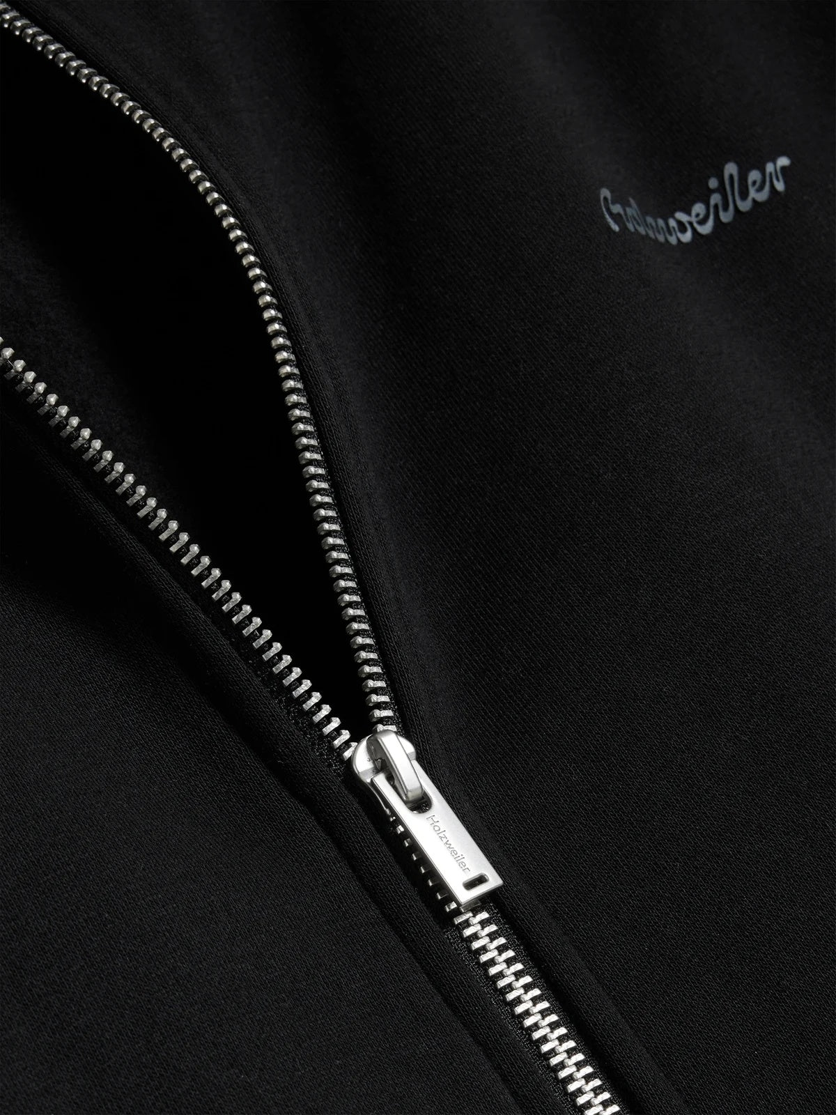 Holzweiler M Regular Zip Hoodie Hettejakke Sort