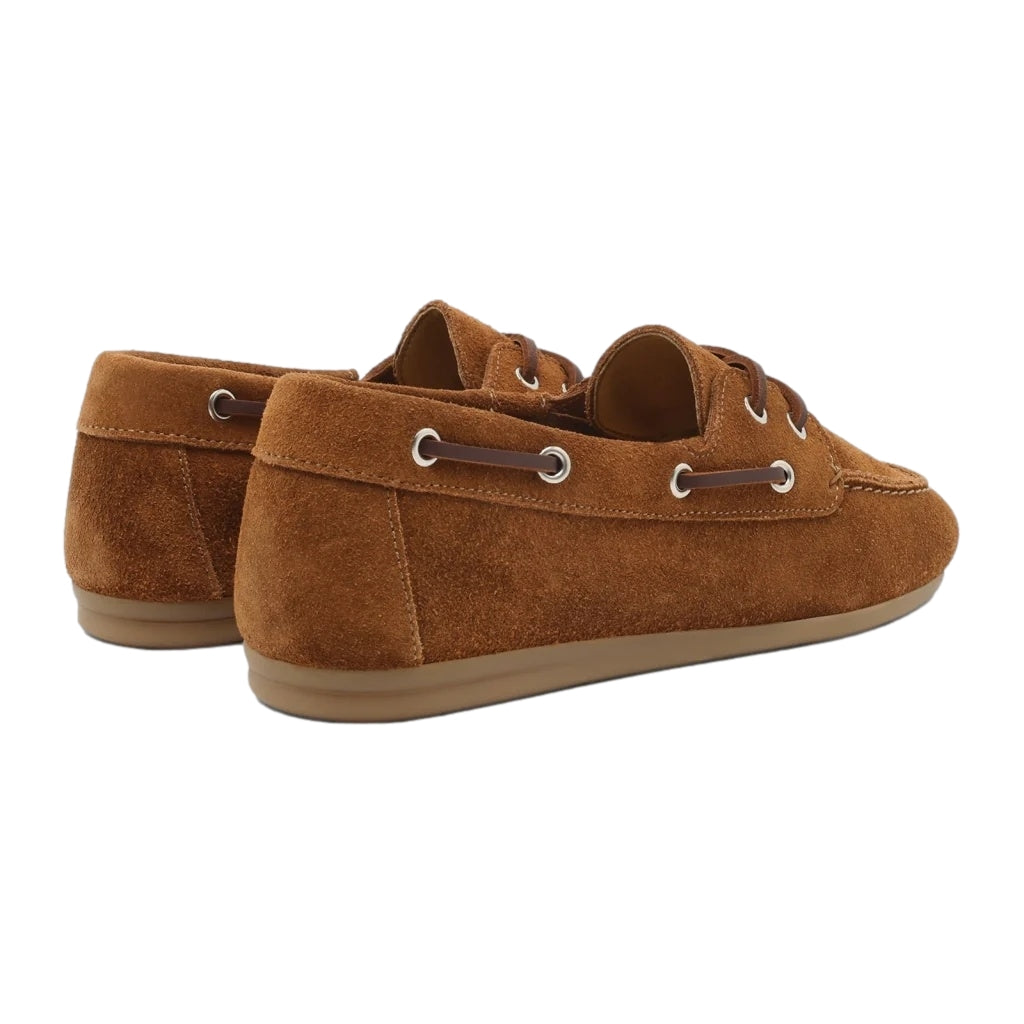 Garment Project Daisy Boat Shoe - Cognac Suede Sko Cognac