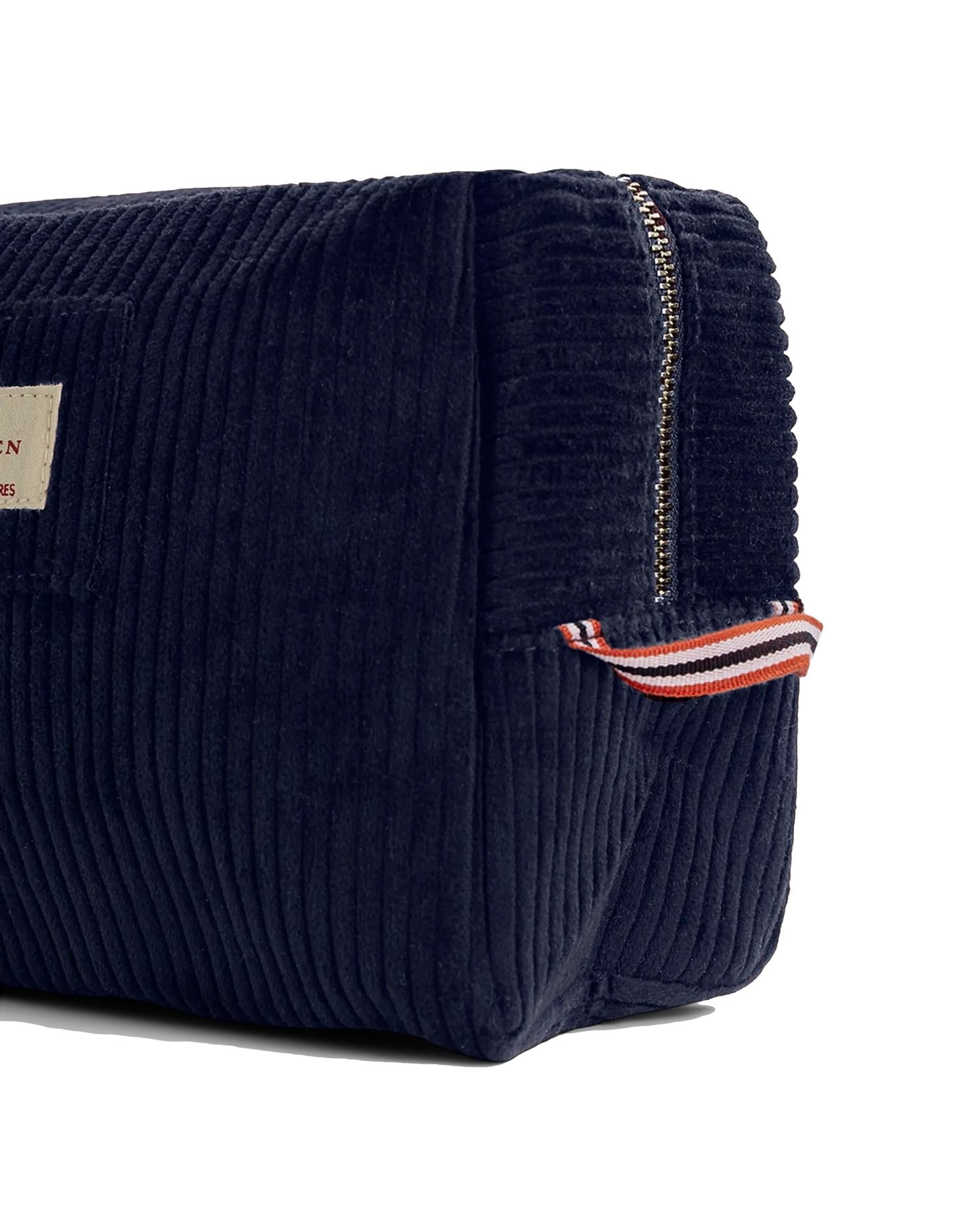 Amundsen Wash Bag Corduroy Toalettmappe Navy - modostore.no