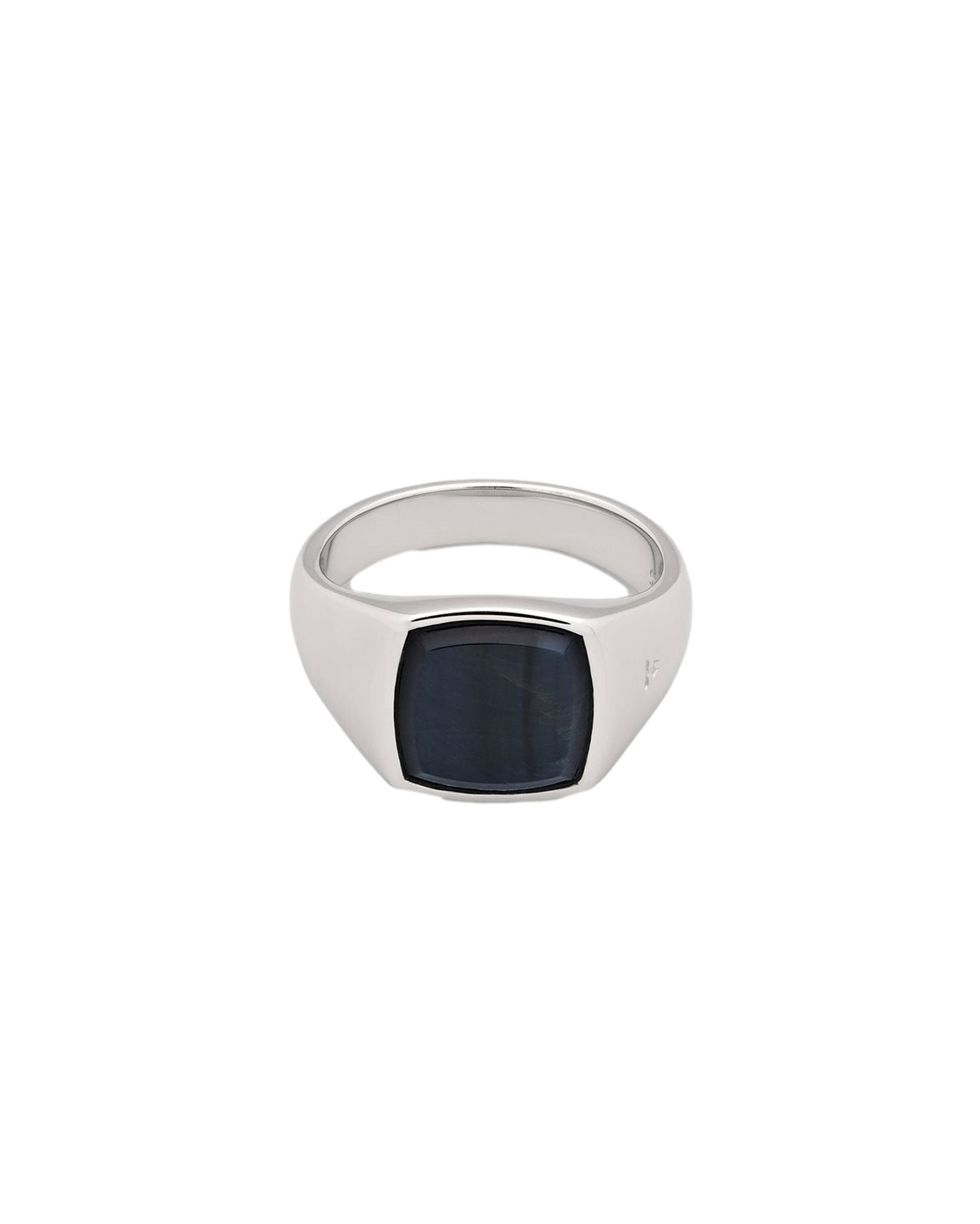 Tom Wood sølvring med blå haugeøyestein, elegant design og glatt overflate, perfekt som hverdags- eller spesialtilbehør.
