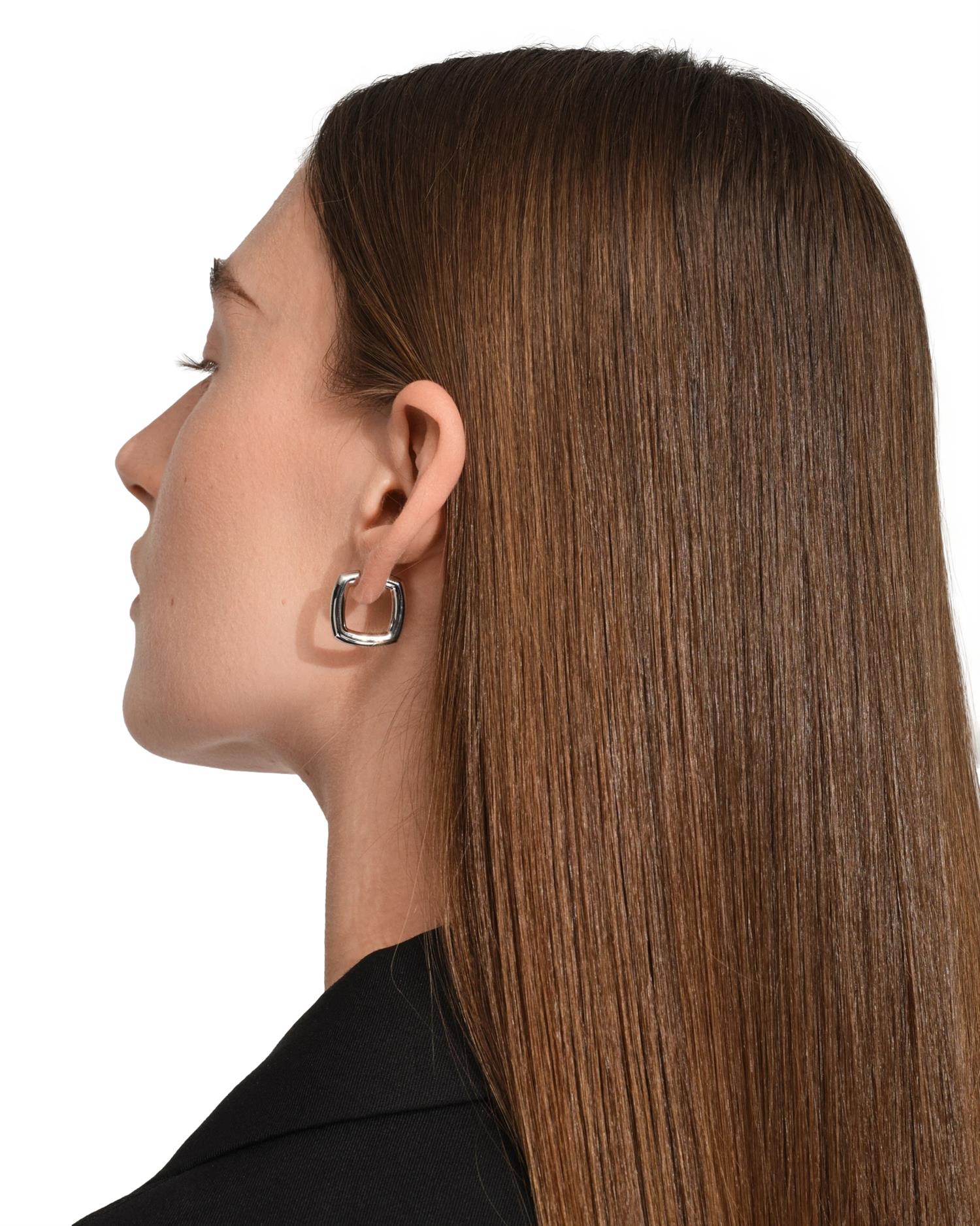 Tom Wood Frame Hoops M Øredobber Sølv