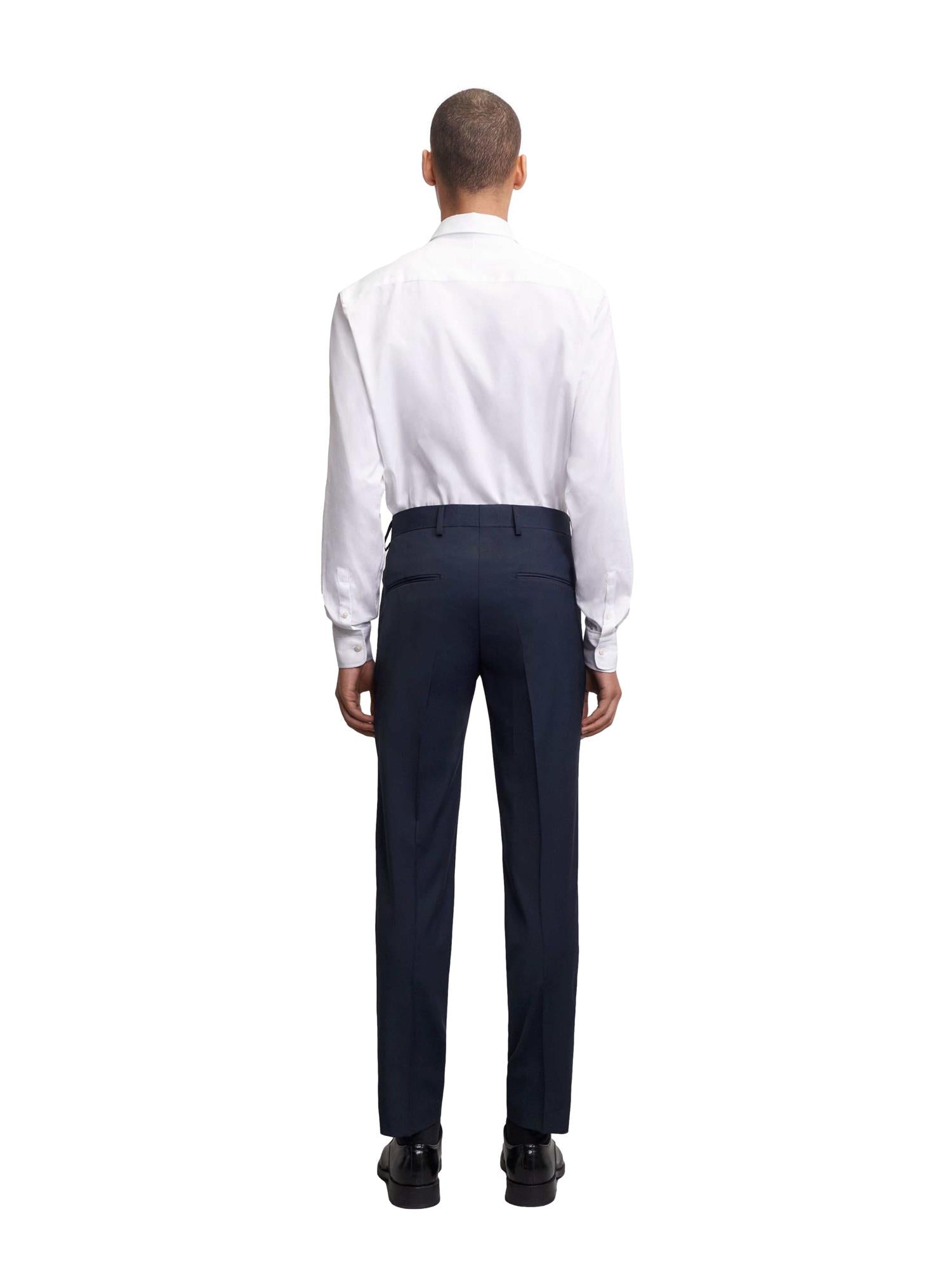 Tiger of Sweden Tenutas dressbukse i marine, klassisk og elegant, med smal passform og fin detalj.
