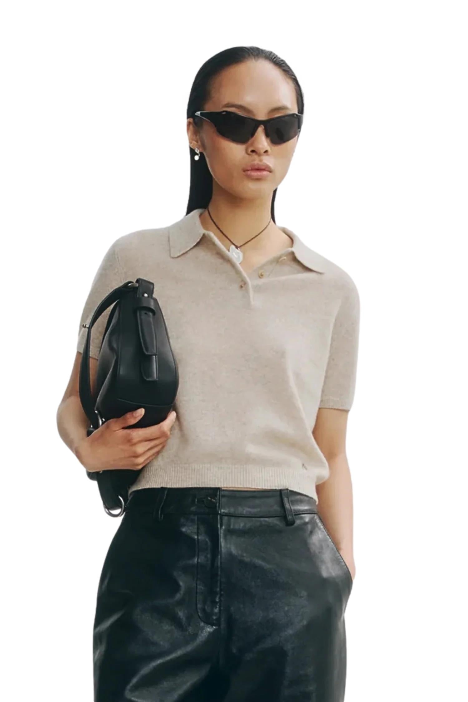 Holzweiler Cashmere Short Sleeve Polo Genser Sand - modostore.no