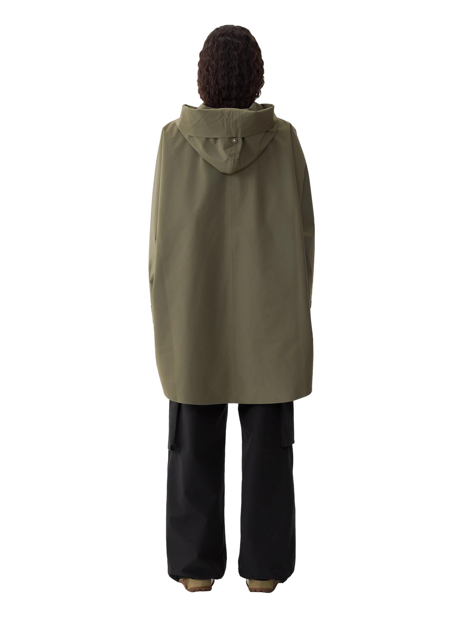 Blæst Bergen Poncho Grape Leaf Jakke Oliven - modostore.no
