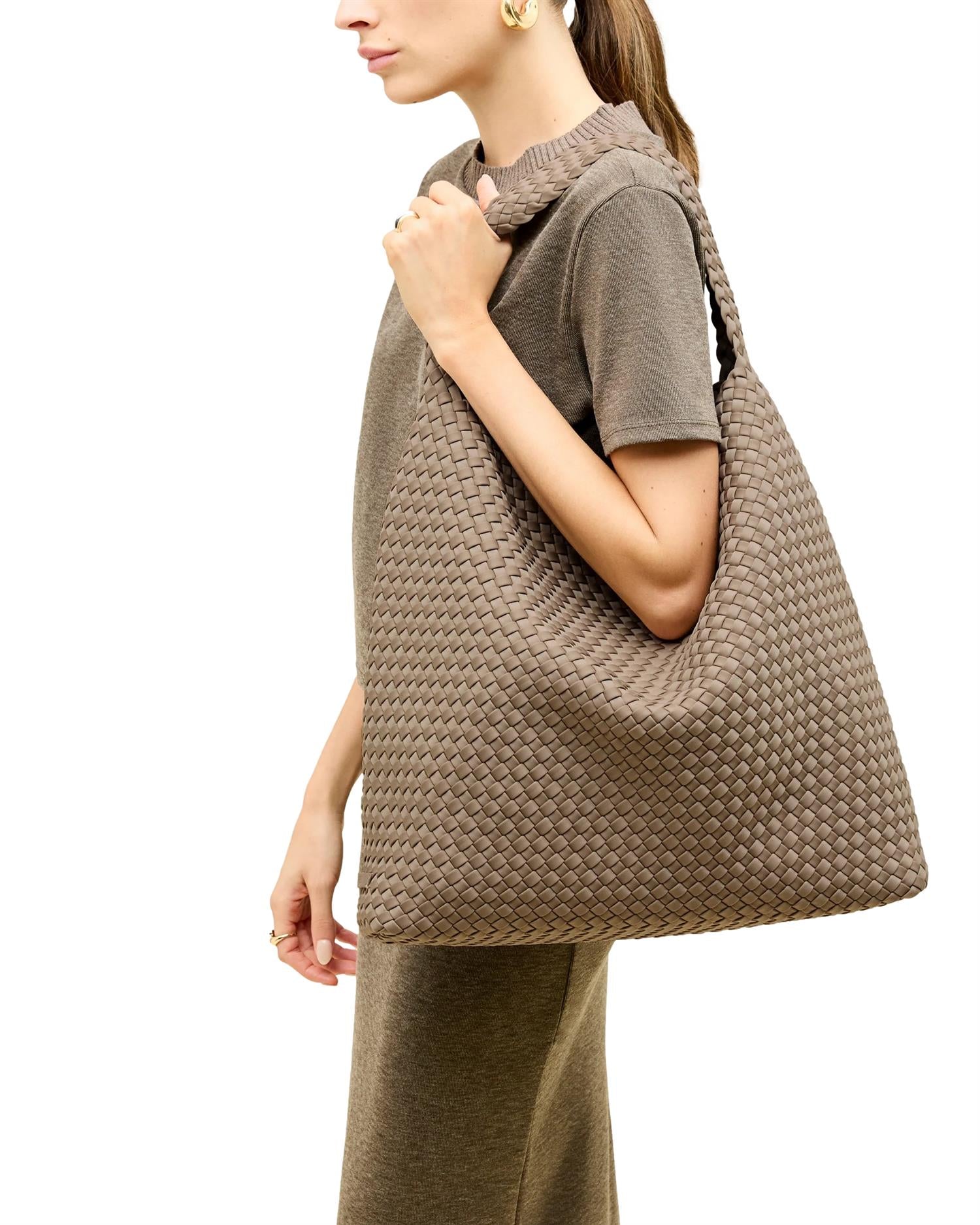 Naghedi Nomad Hobo Large Veske Lysebrun - modostore.no