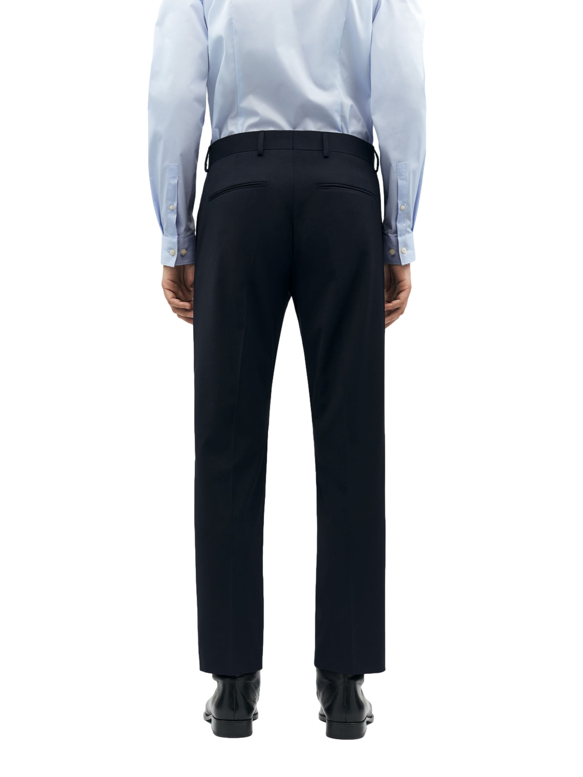 Navy dressbukse fra Tiger of Sweden Tenses Travel, rette snitt, elegant og komfortabel passform for menn.