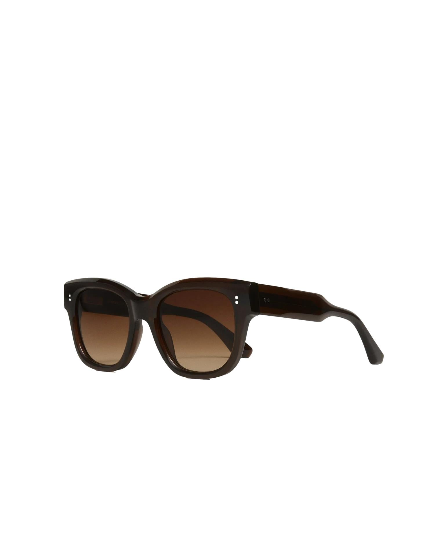 Chimi Eyewear 07 brun solbriller med runde rammer og mørkebrune glass, stilfullt tilbehør for solfylte dager.