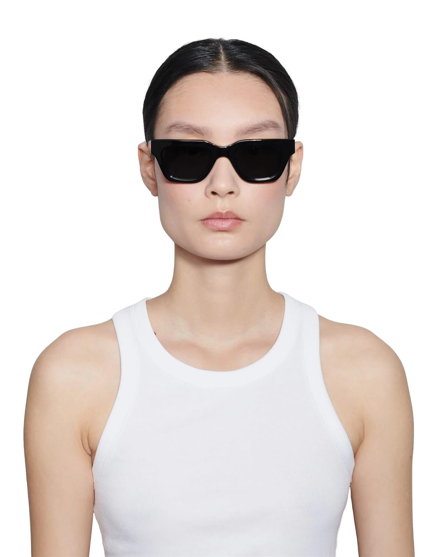 Chimi Eyewear 11 Black Solbriller Sort - modostore.no