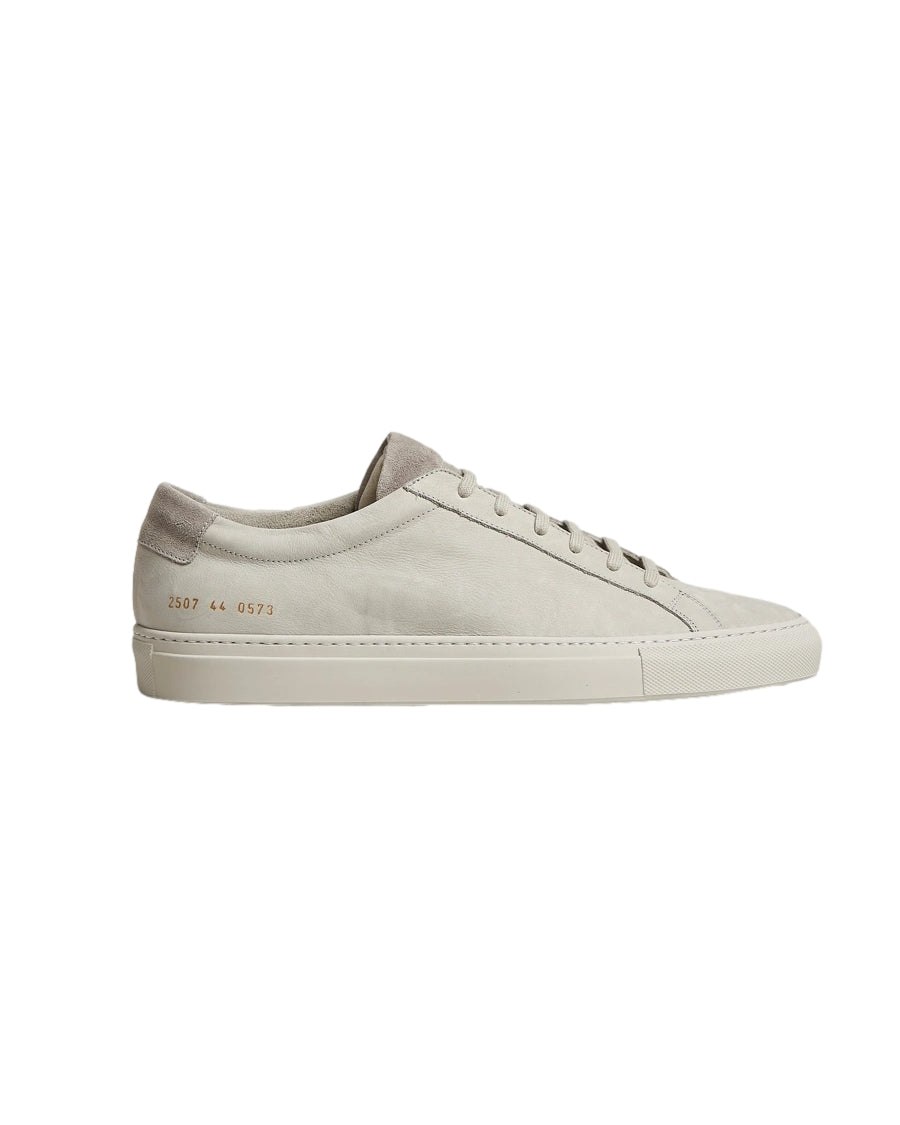 Common Projects Achilles In Nubuk Light Grey Sko Lysegrå - modostore.no