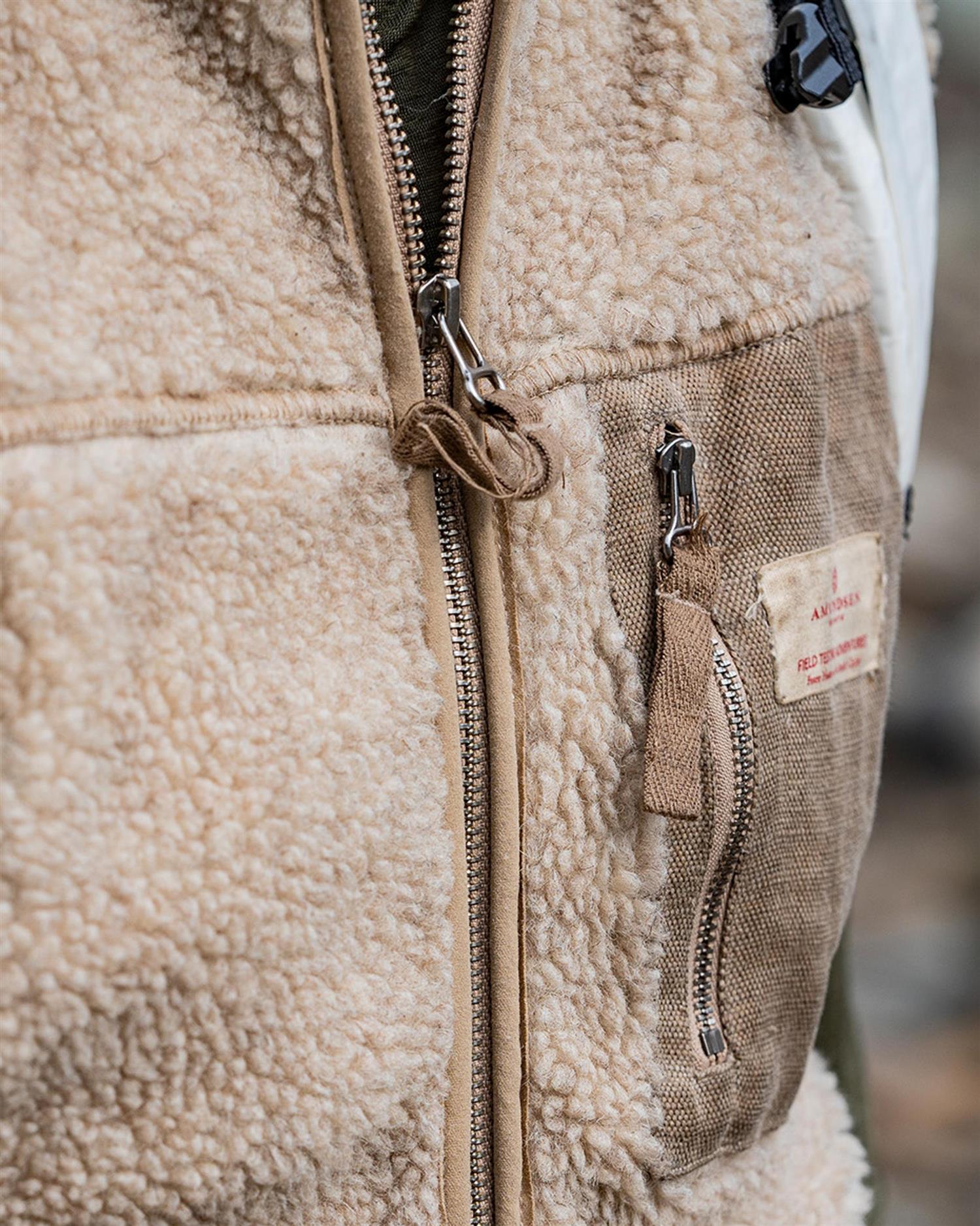 Amundsen Heroes Wool Fleece Vest Mens Vest Beige