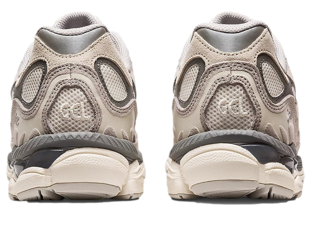 Asics GEL-NYC Cream/Oyster Grey Sko Off-White - modostore.no