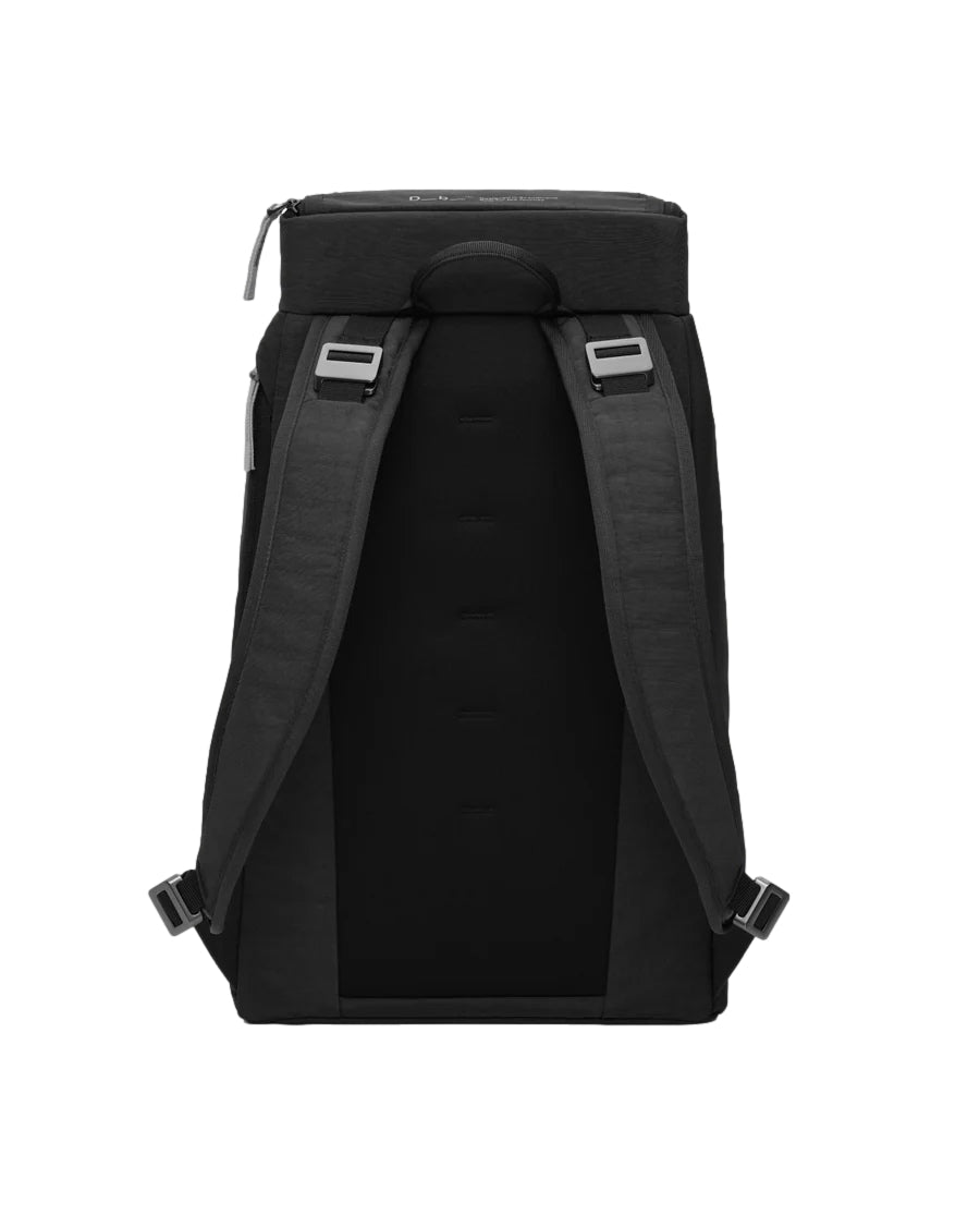 Db Hugger Backpack 25L Charcoal Grey Sekk Koksgrå - modostore.no