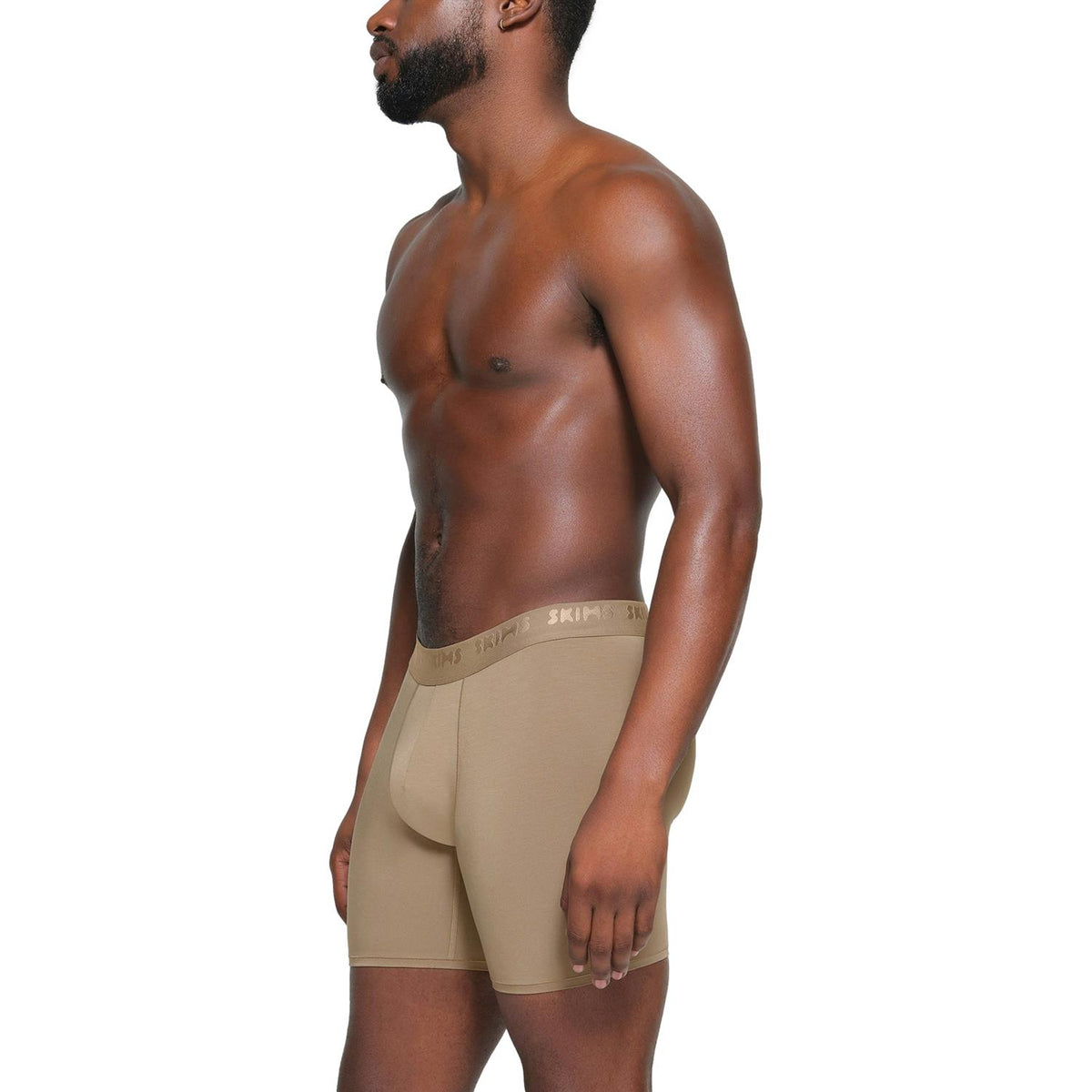 SKIMS Stretch 3-pakning 5-tommers boxershorts i Desert Multi, sett med tre undertøy plagg