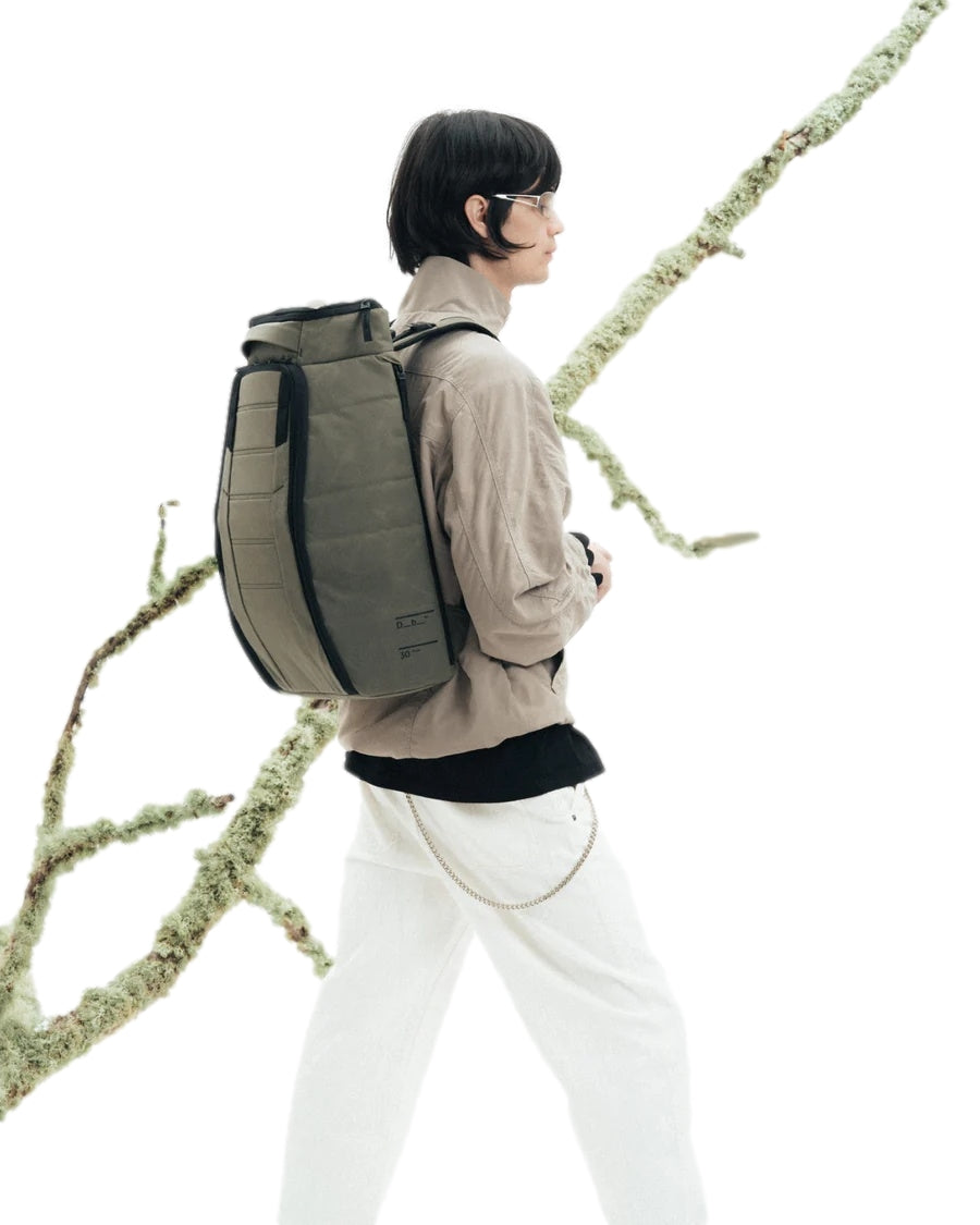 Db Hugger backpack 30L Sekk Grønn Og Sort - modostore.no