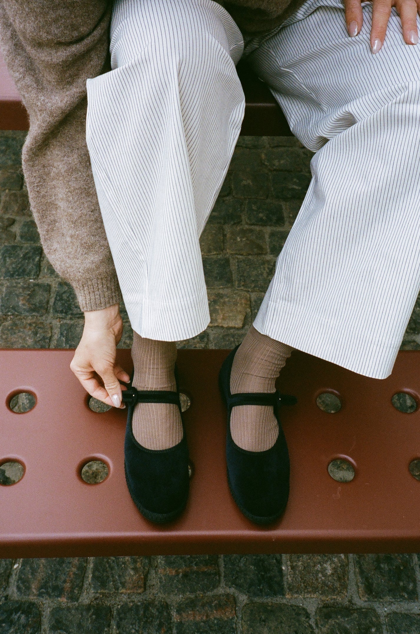 Yori Jomo Mary Jane Flats Velluto Nero Sko Sort