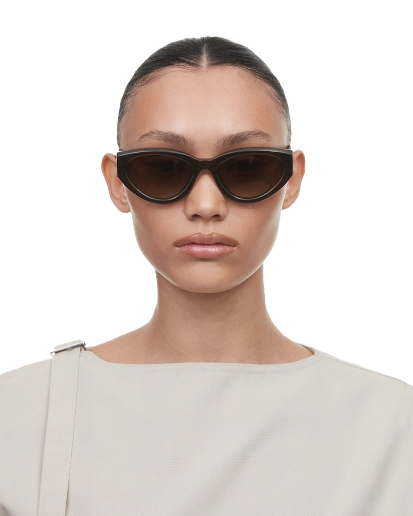 Chimi Eyewear 06 Brown Solbriller Brun