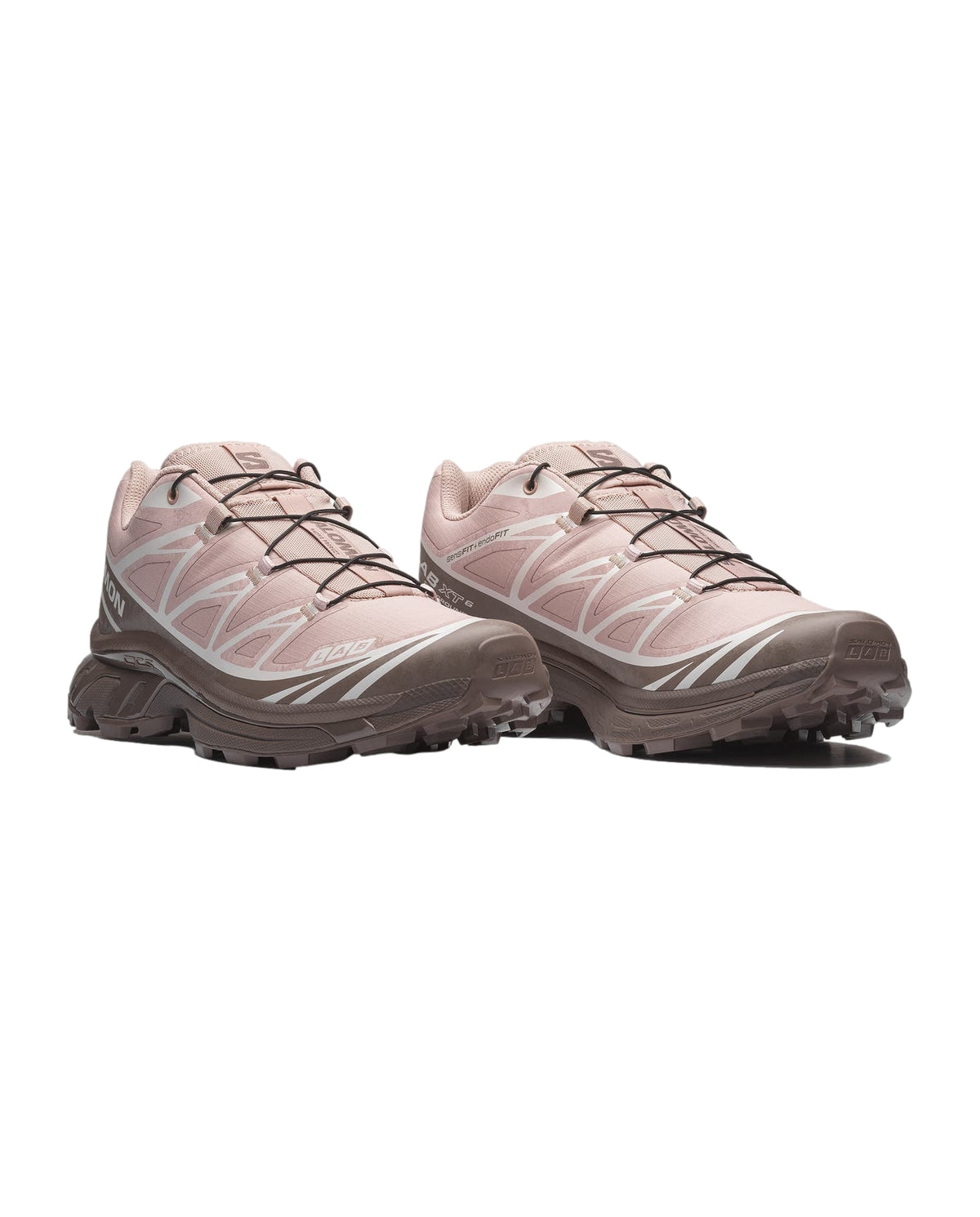 Salomon XT-6 beskyttelsessko i skyggegrå, jern og lavendellav, rosa detaljer, viste på bilde.