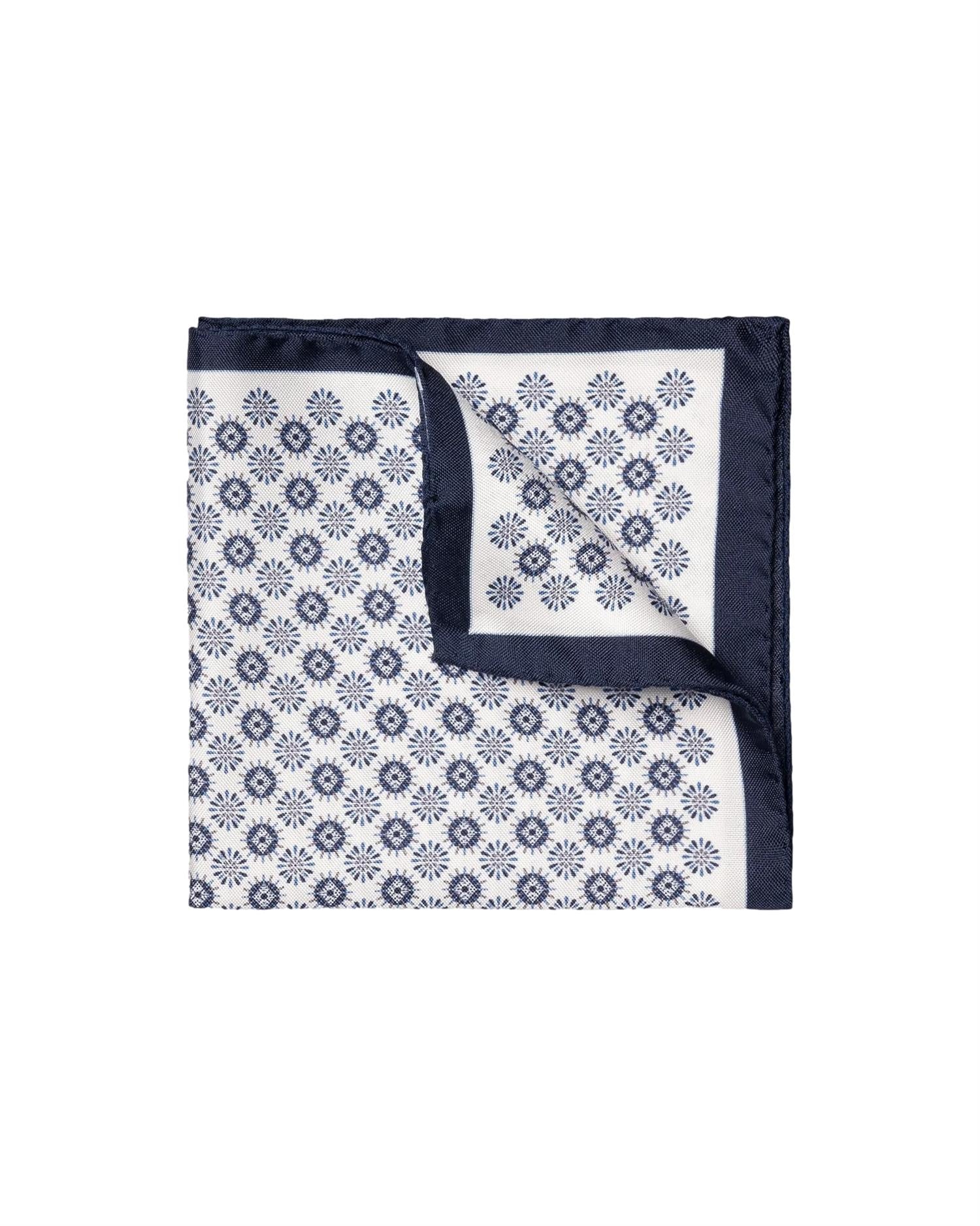 Eton Geometric Silk Pocket Square Pyntetørkle Hvit Og Blå - modostore.no