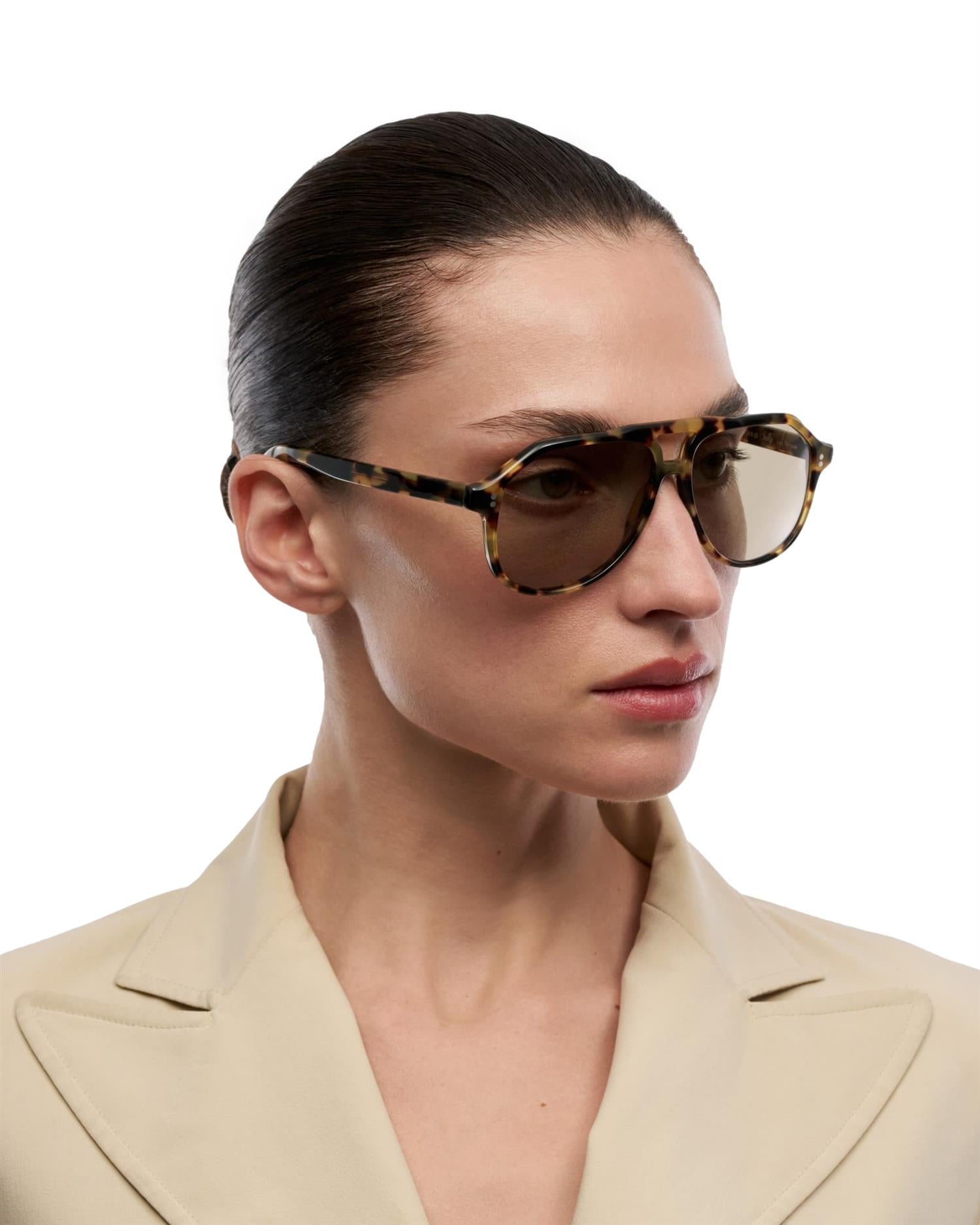 Chimi Eyewear Sally Lica Tortoise Solbriller Lysebrun