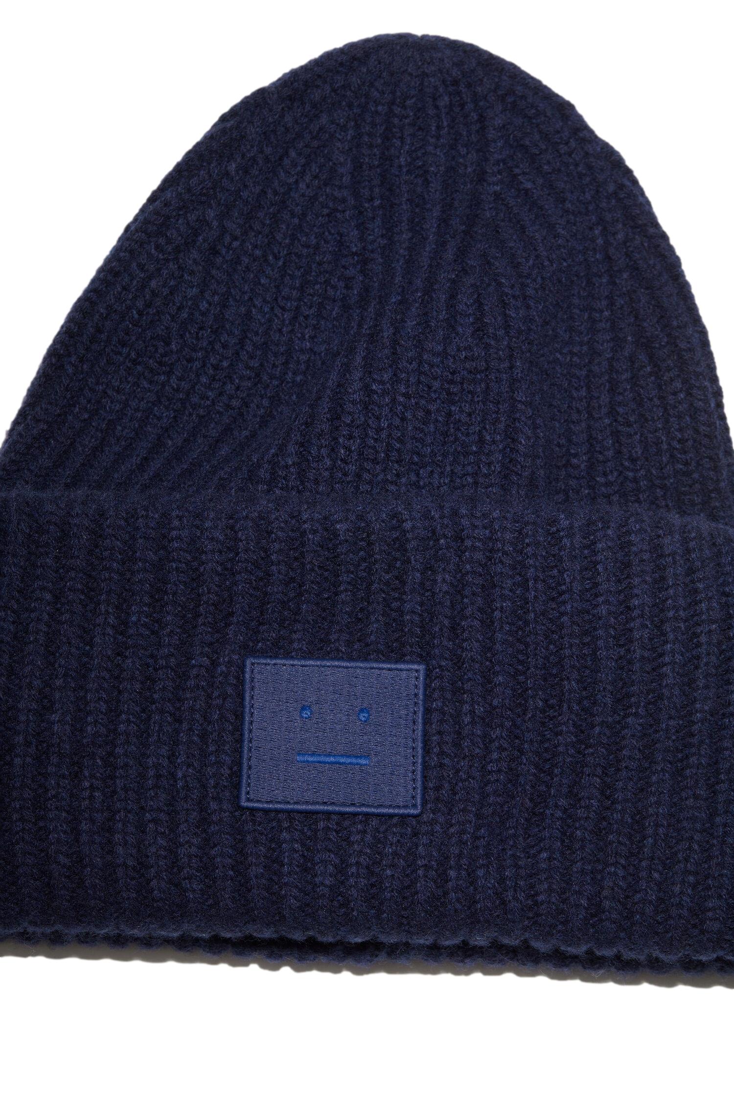 Acne Face Beanie Lue Marine - modostore.no