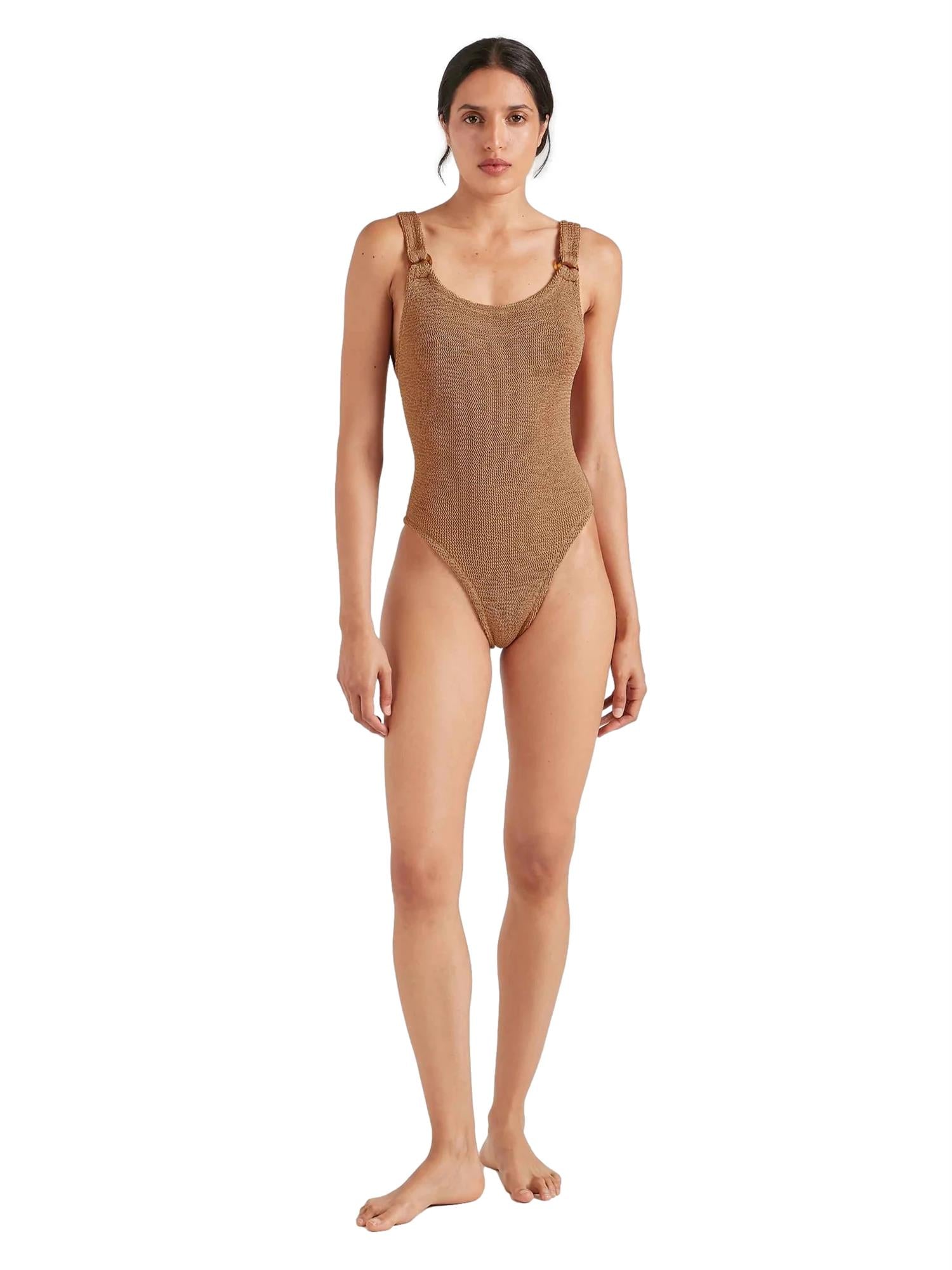 Hunza G Domino Swim badedrakt i metallisk kakao farge, brun, med glatt stoff og elegant passform.