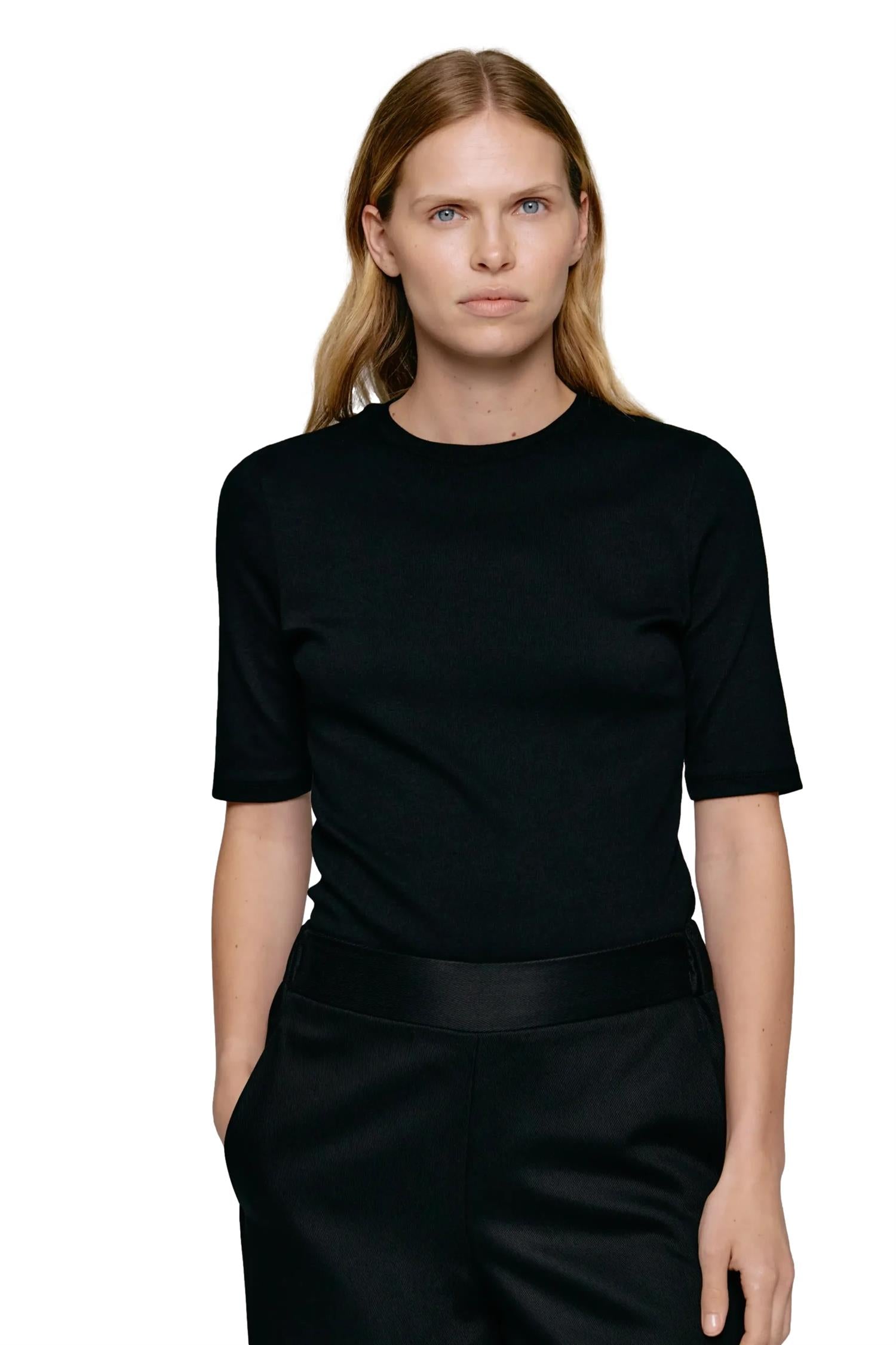 Julie Josephine Marianne Rib Tee T-shirt Sort - modostore.no