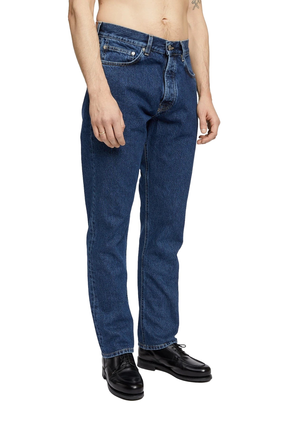 Blå Livid Kai Japan Dawn jeans for menn med klassisk passform og slitte detaljer, viste på bildet.