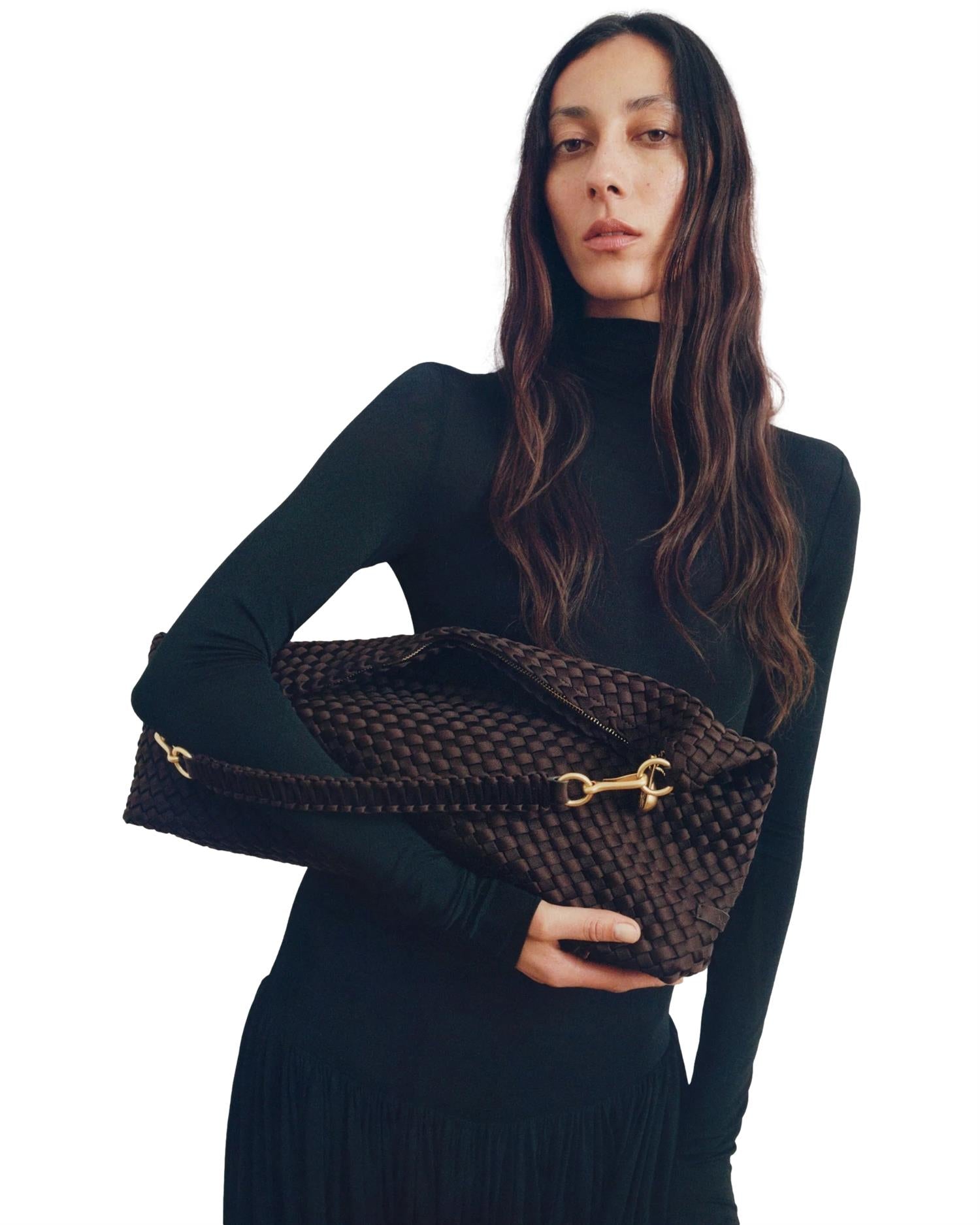 Naghedi Porto Medium Half-Moon Chocolate Veske Brun - modostore.no