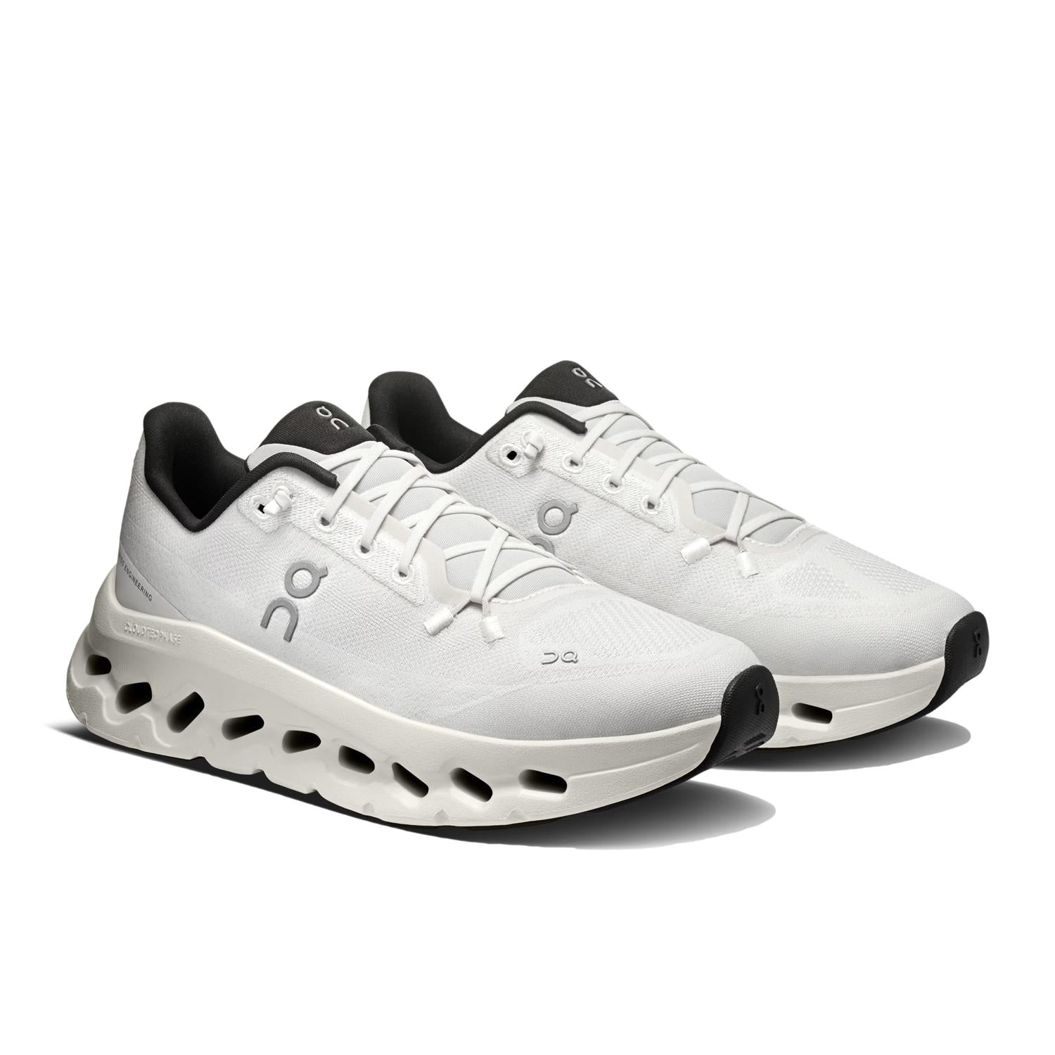 ON Cloudtilt Pearl/Ice Sko Hvit - modostore.no