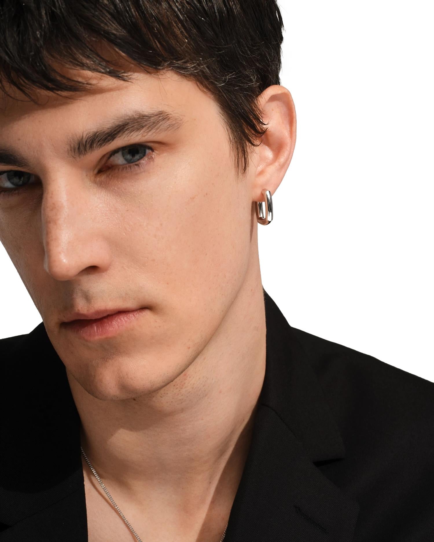 Tom Wood Frame Hoops M Øredobber Sølv - modostore.no