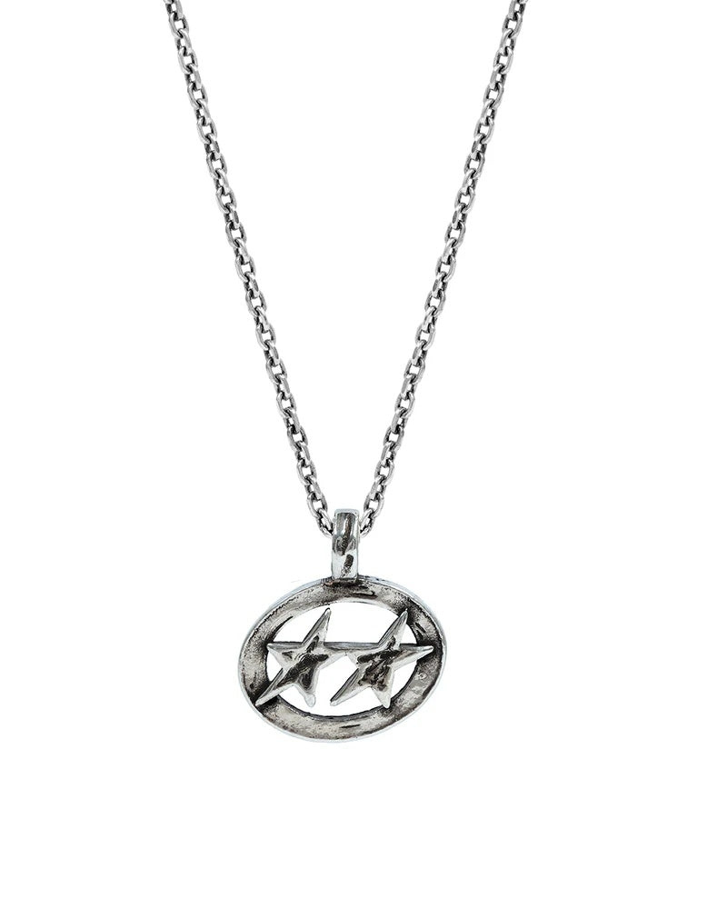 TwoJeys Superstar Necklace sølv smykke med stjerneformet design, elegant og moderne halskjede i sølv.