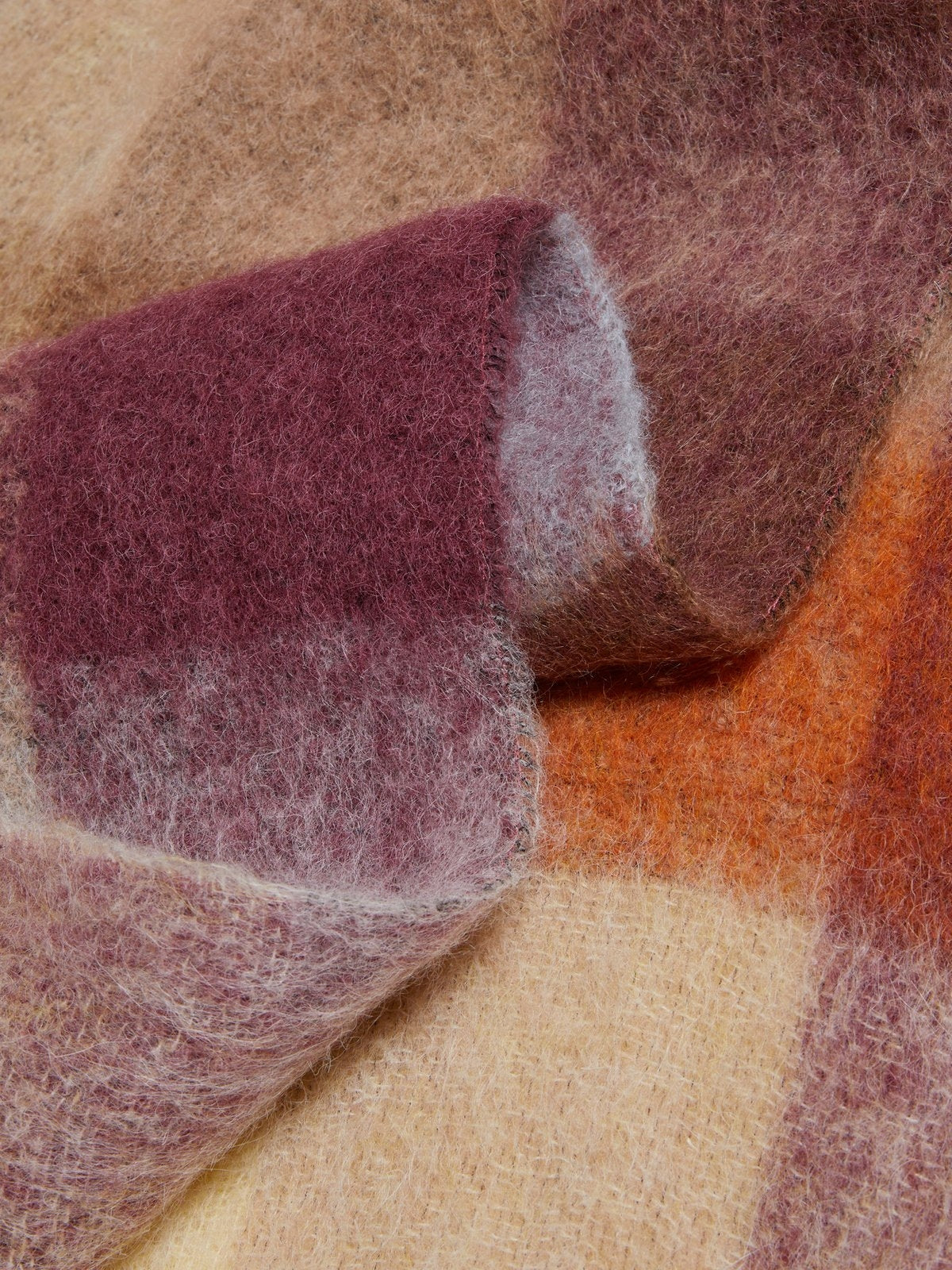 Holzweiler Fresia Multicolor Skjerf Multi - modostore.no