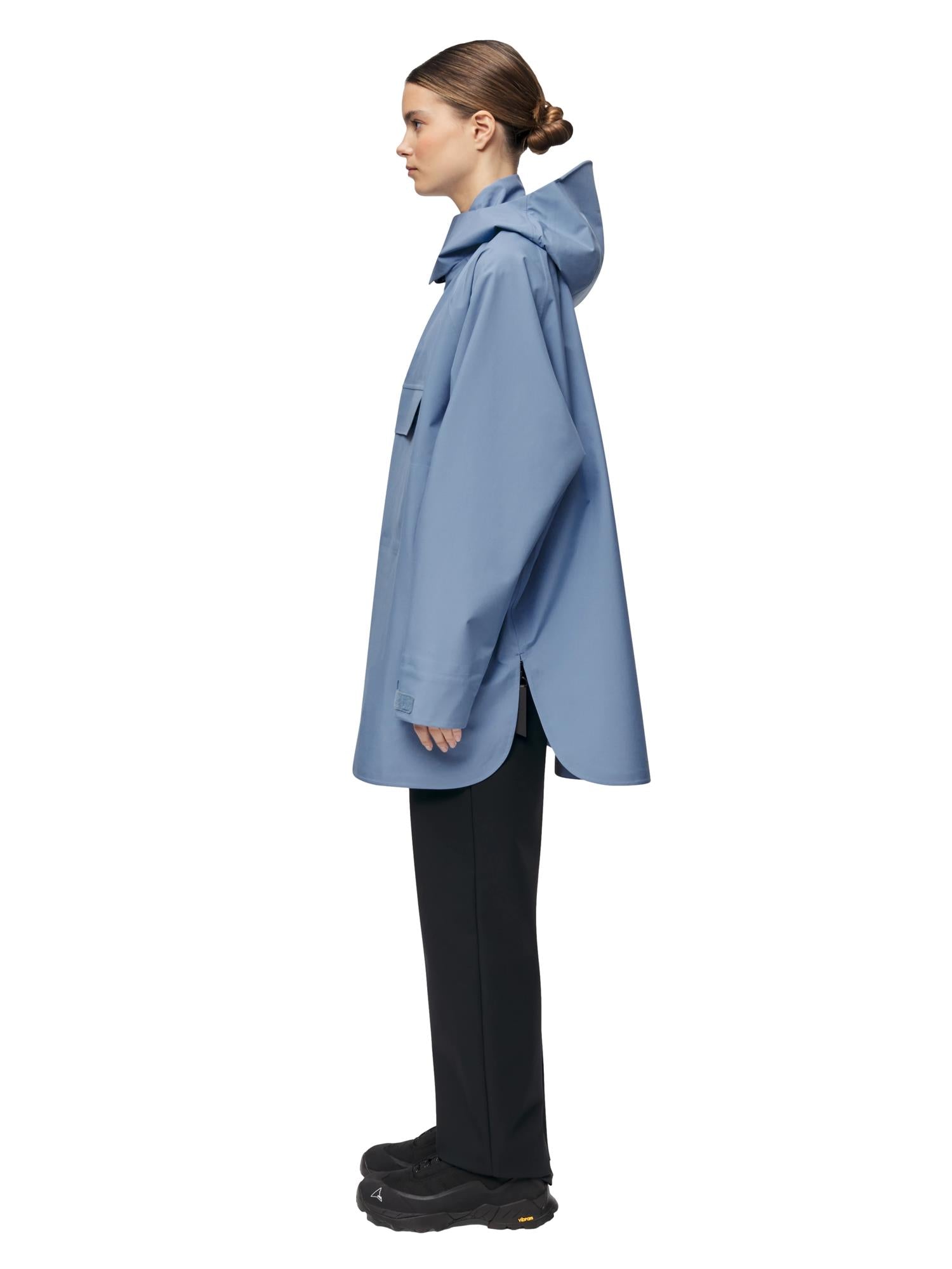 Blæst Voss Poncho Blue Hour Jakke Lyseblå