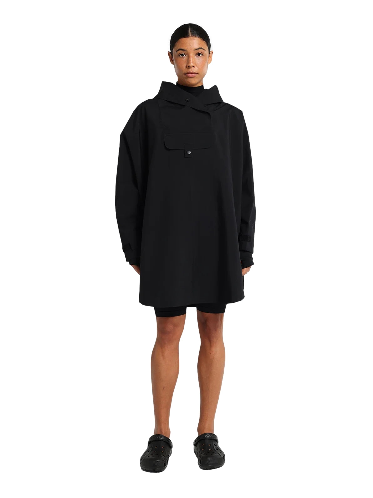 Blæst Bergen Poncho Black Jakke Sort - modostore.no