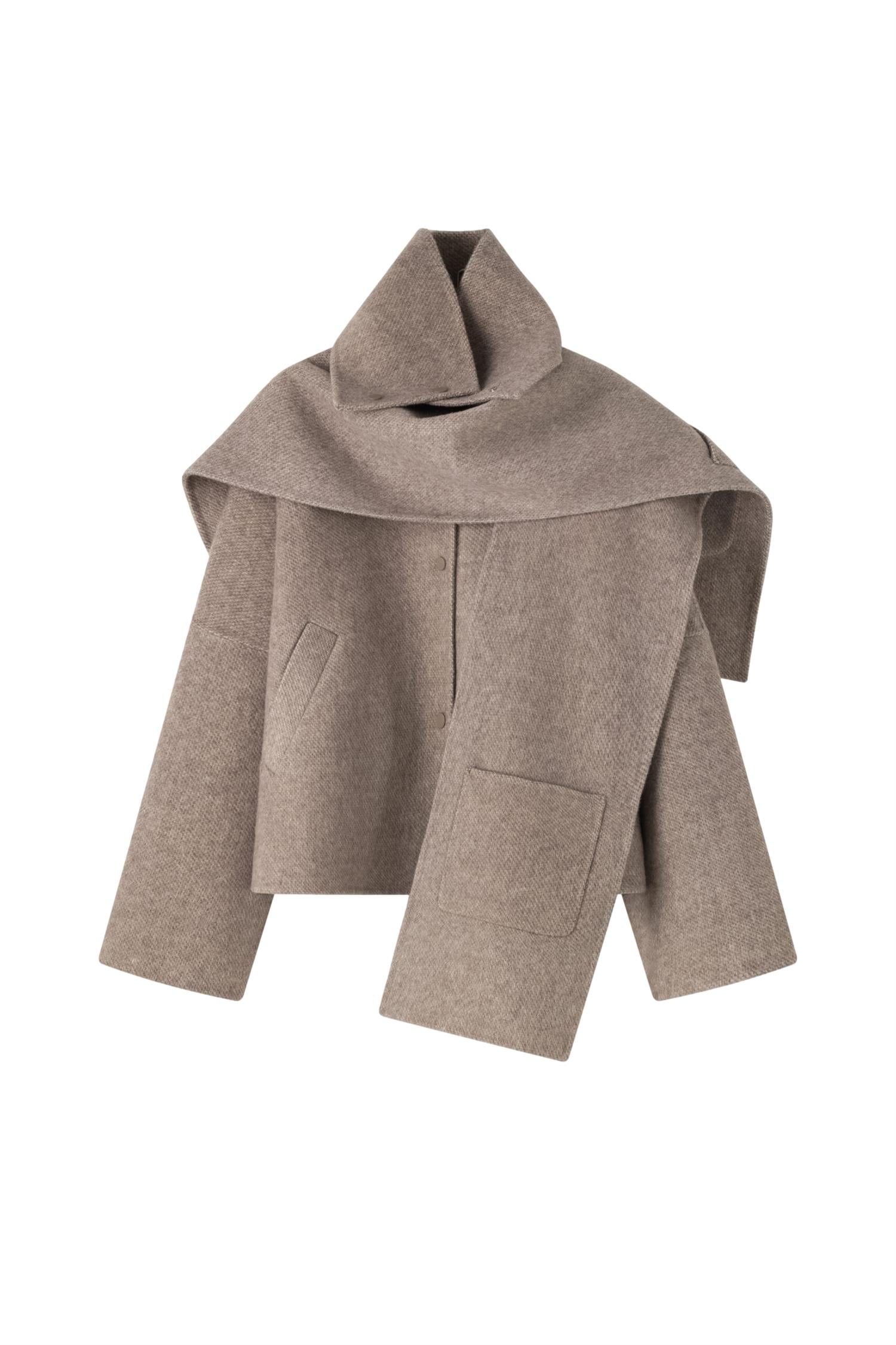 Viktoria Chan Atlas square cut coat Jakke Lysebrun - modostore.no