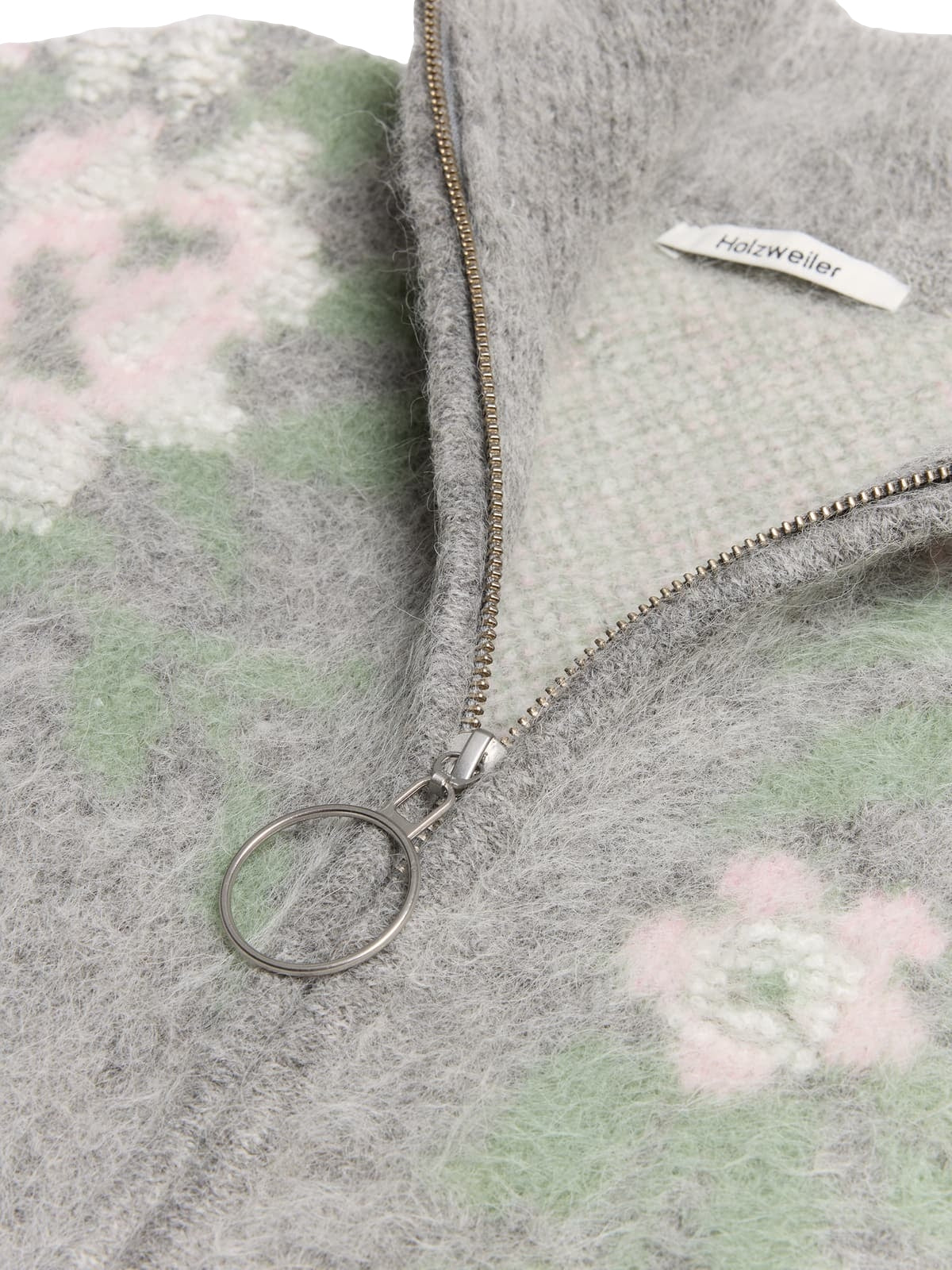 Holzweiler Tine Floral cardigan i grå med blomsterprint, myk og behagelig strikket genser for kvinner.