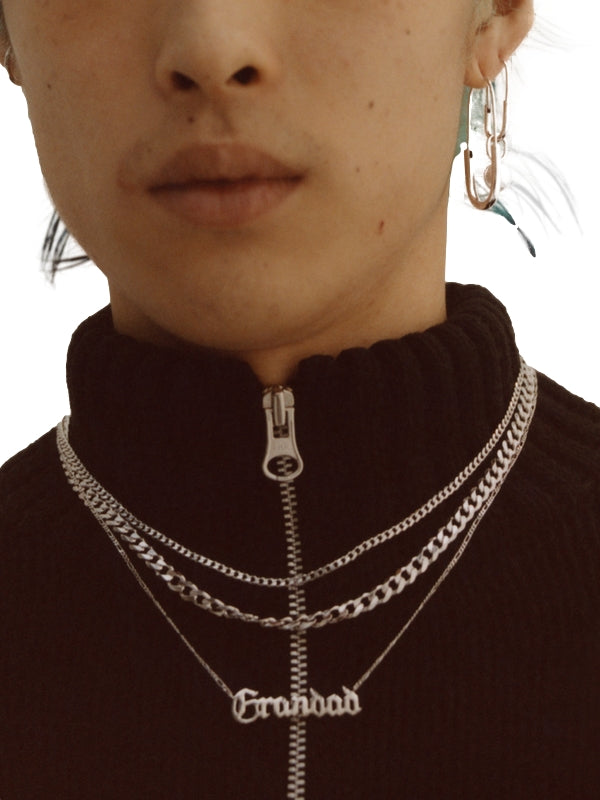 Sølv smykke Maria Black Saffi Necklace 43, elegant sølvkjede med minimalistisk design, vist på hvit bakgrunn