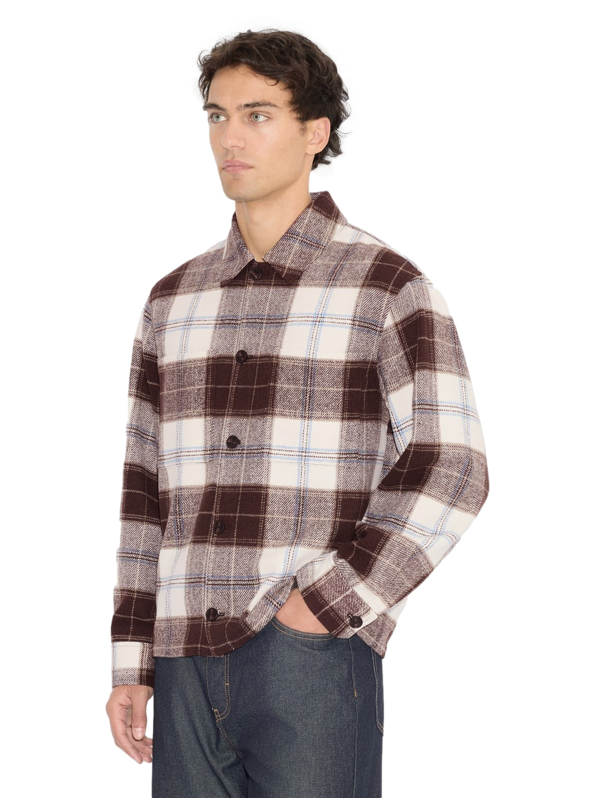 Holzweiler Mildew Check overshirt i brun med mønster, viser knapper og klassisk overshirt-design.
