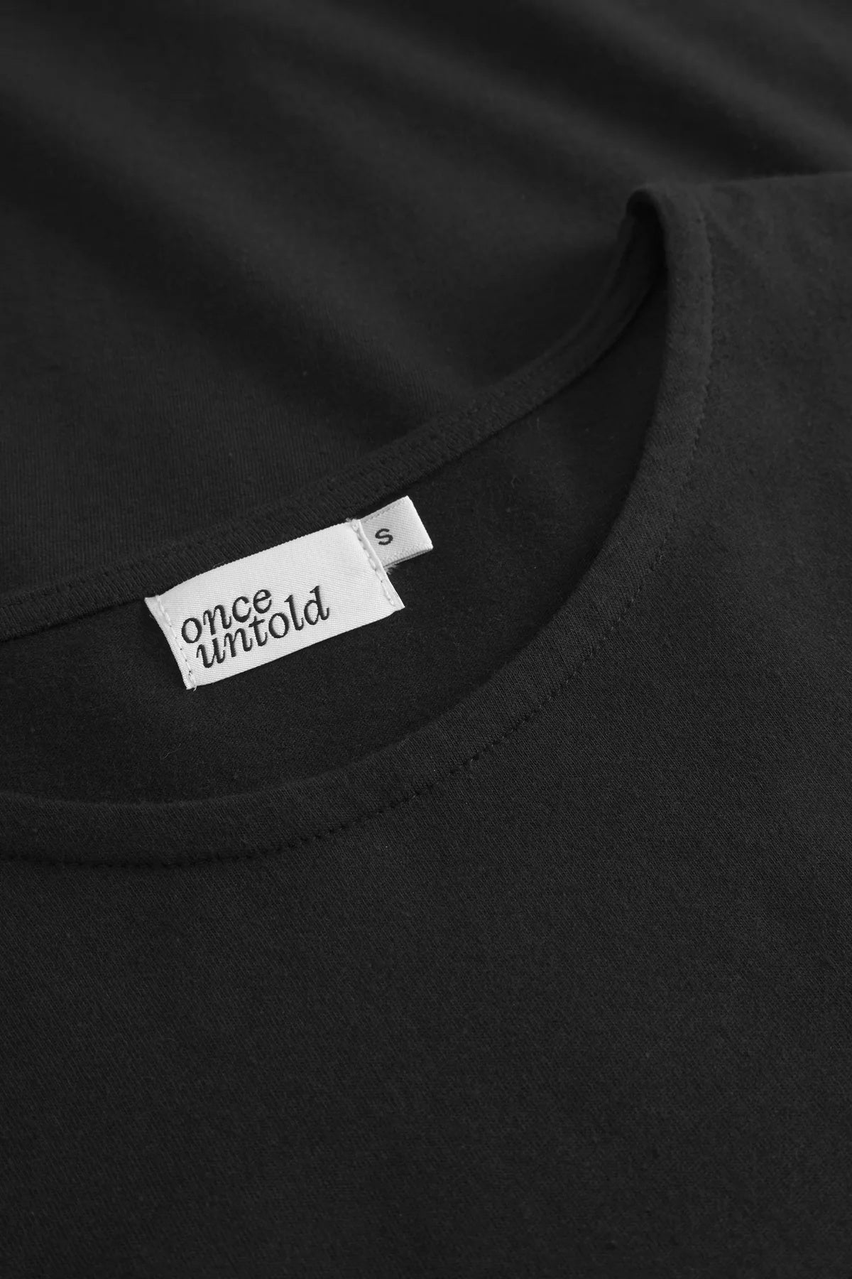 Once Untold Elfreda Ruched Top Topp Sort - modostore.no