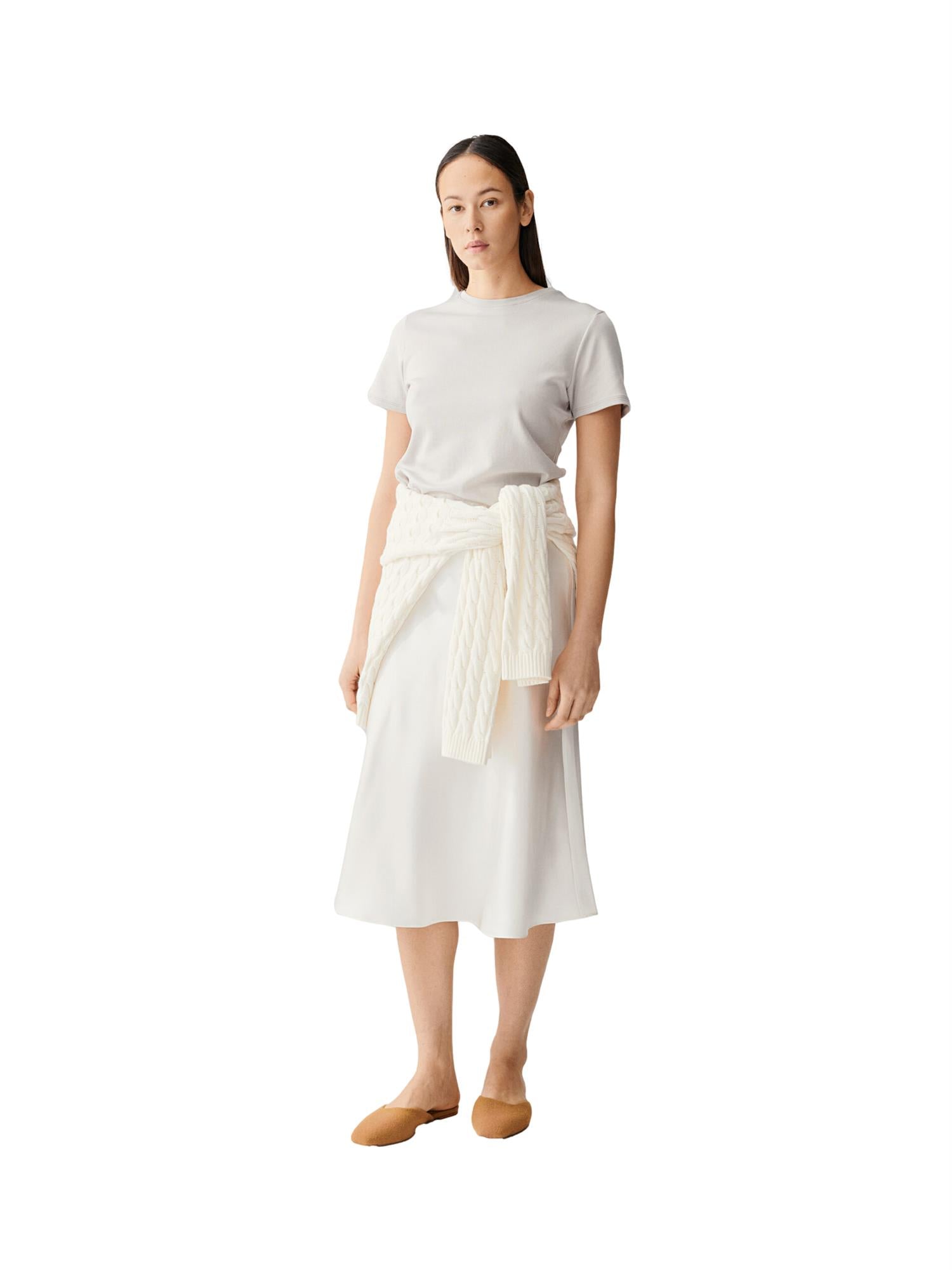 Julie Josephine Silk Skirt Skjørt Off-White - modostore.no