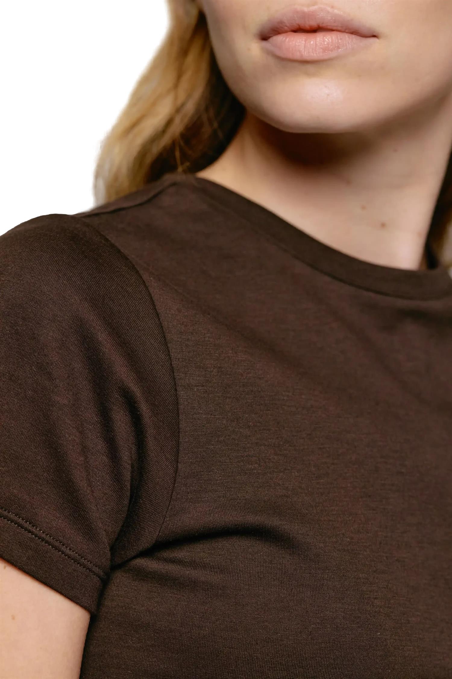 Julie Josephine Agnes Tee T-shirt Brun - modostore.no
