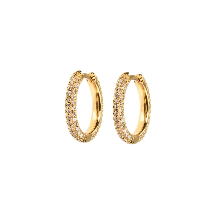 Emilia by Bon Dep Medium stone covered hoops Øredobber Hvit - modostore.no