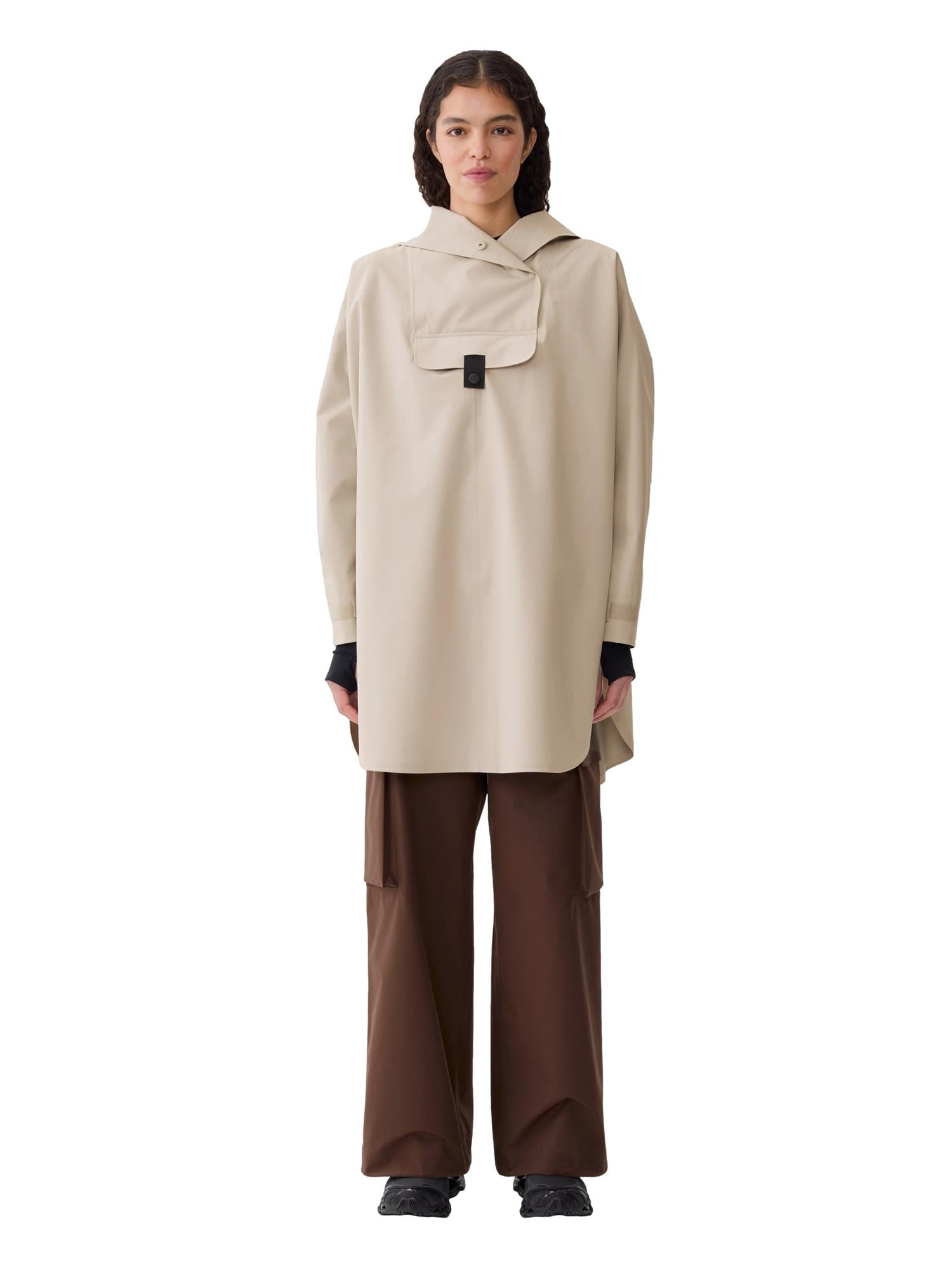 Blæst Bergen Poncho Beige Jakke Beige - modostore.no