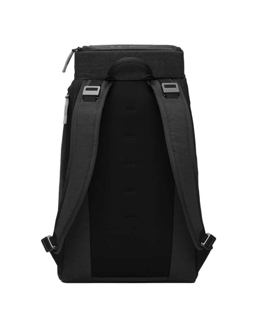Db Hugger Backpack 30L Charcoal Grey Sekk Koksgrå - modostore.no