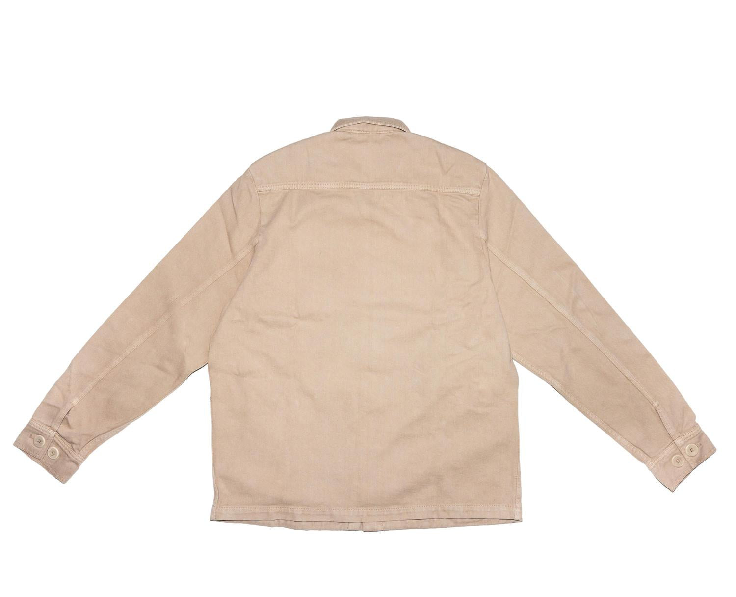 Furore Furore Toby overshirt i taupe, myk bomullsovershirt med knappelukking og casual stil, vist på modell.