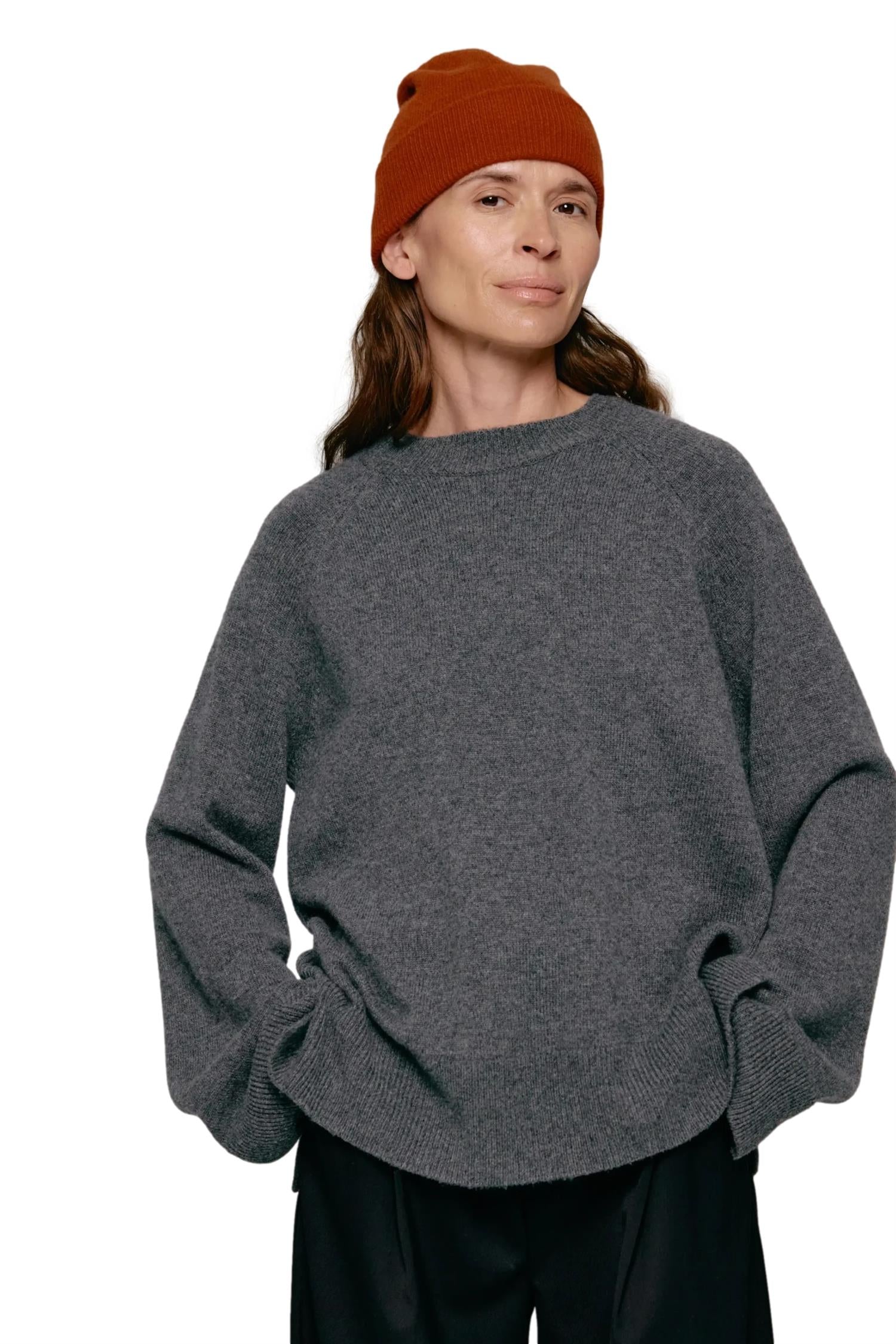 Julie Josephine Olava Sweater Genser Mørkegrå - modostore.no