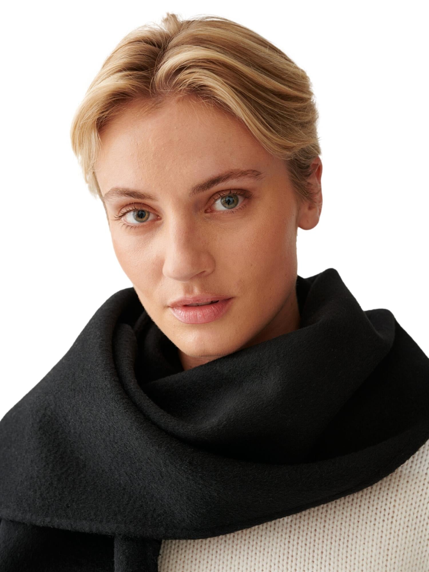 Julie Josephine Rectangle Double Faced Wool Scarf Skjerf Sort