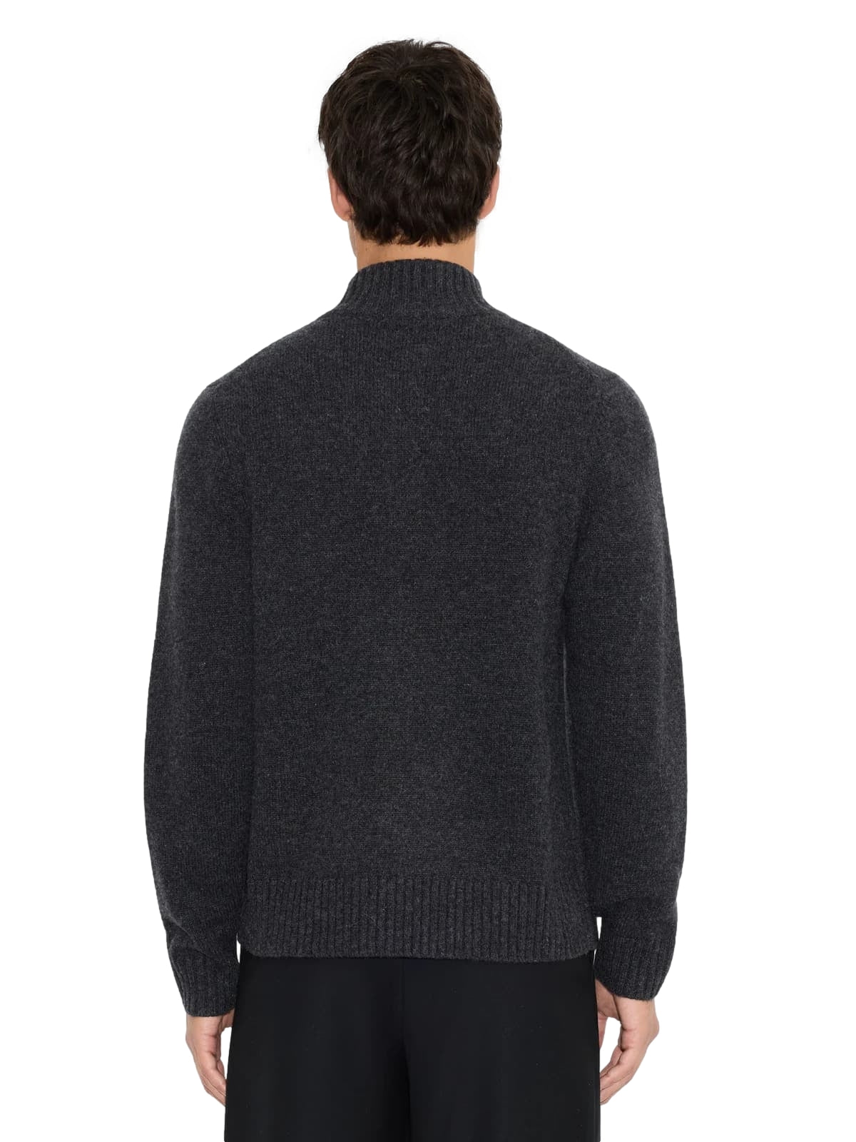Holzweiler Andreas halv-zip genser i mørkegrå med rund hals og komfortabel passform, vist på modell.